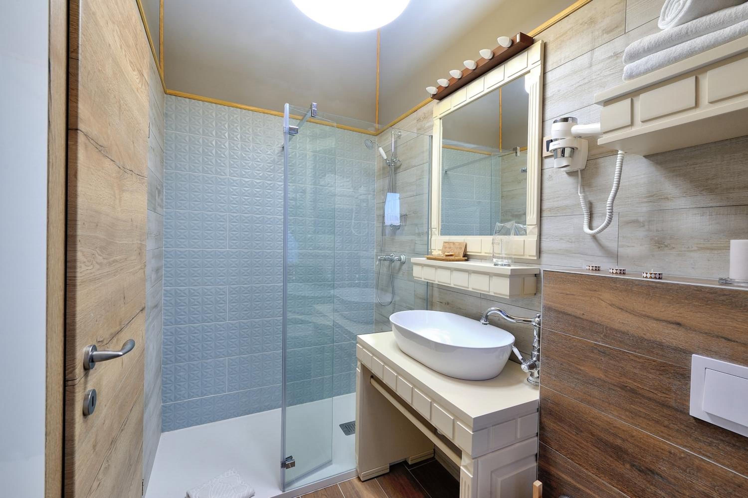 Villa photo 2
