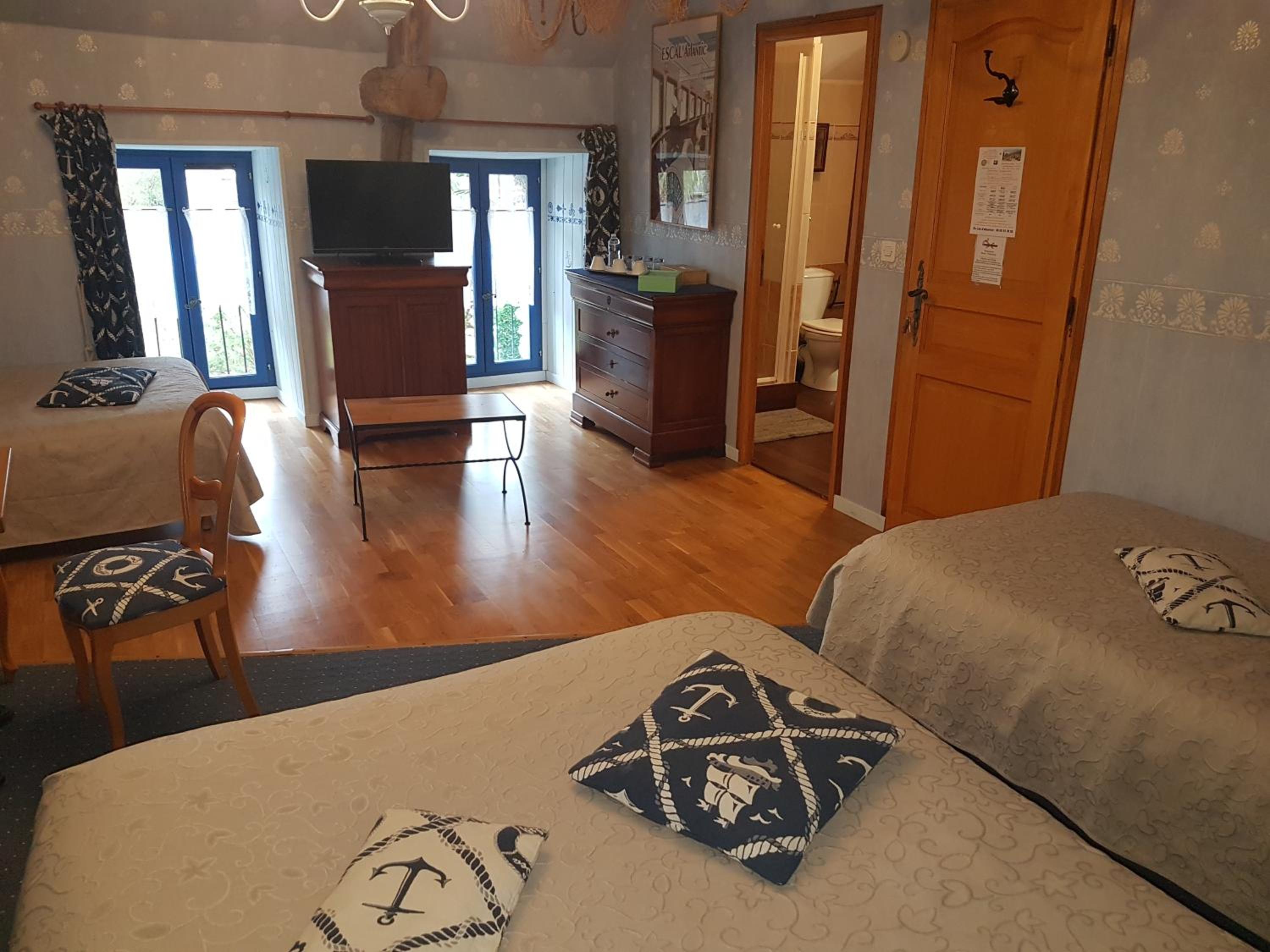 Triple Room - Photo 2