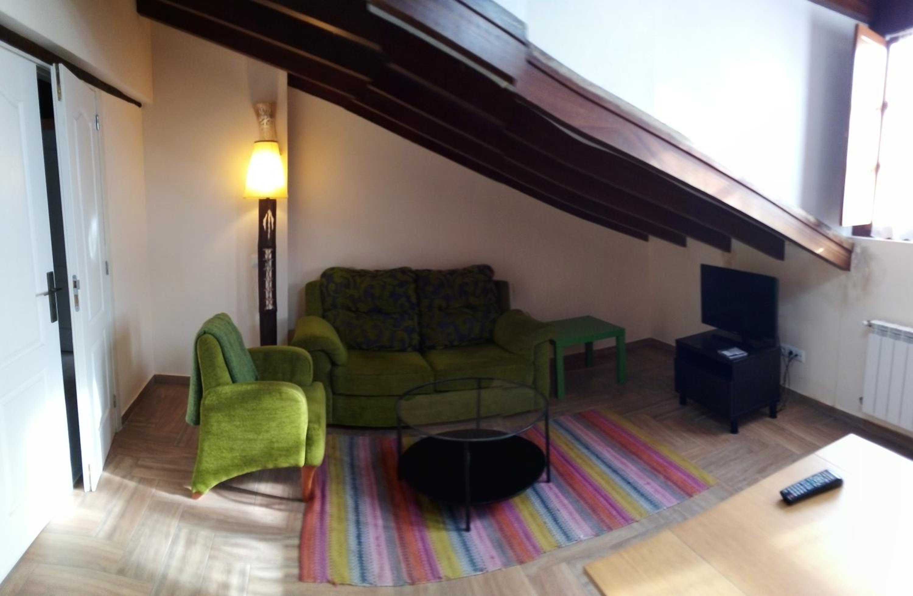 Two-Bedroom Apartment - Photo 2