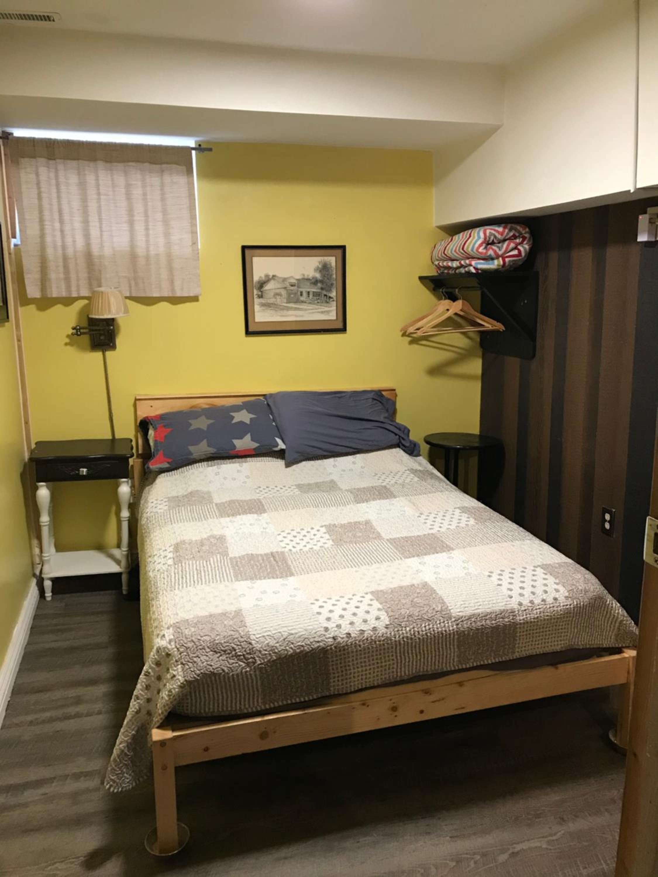 Double Room with Shared Bathroom photo 1