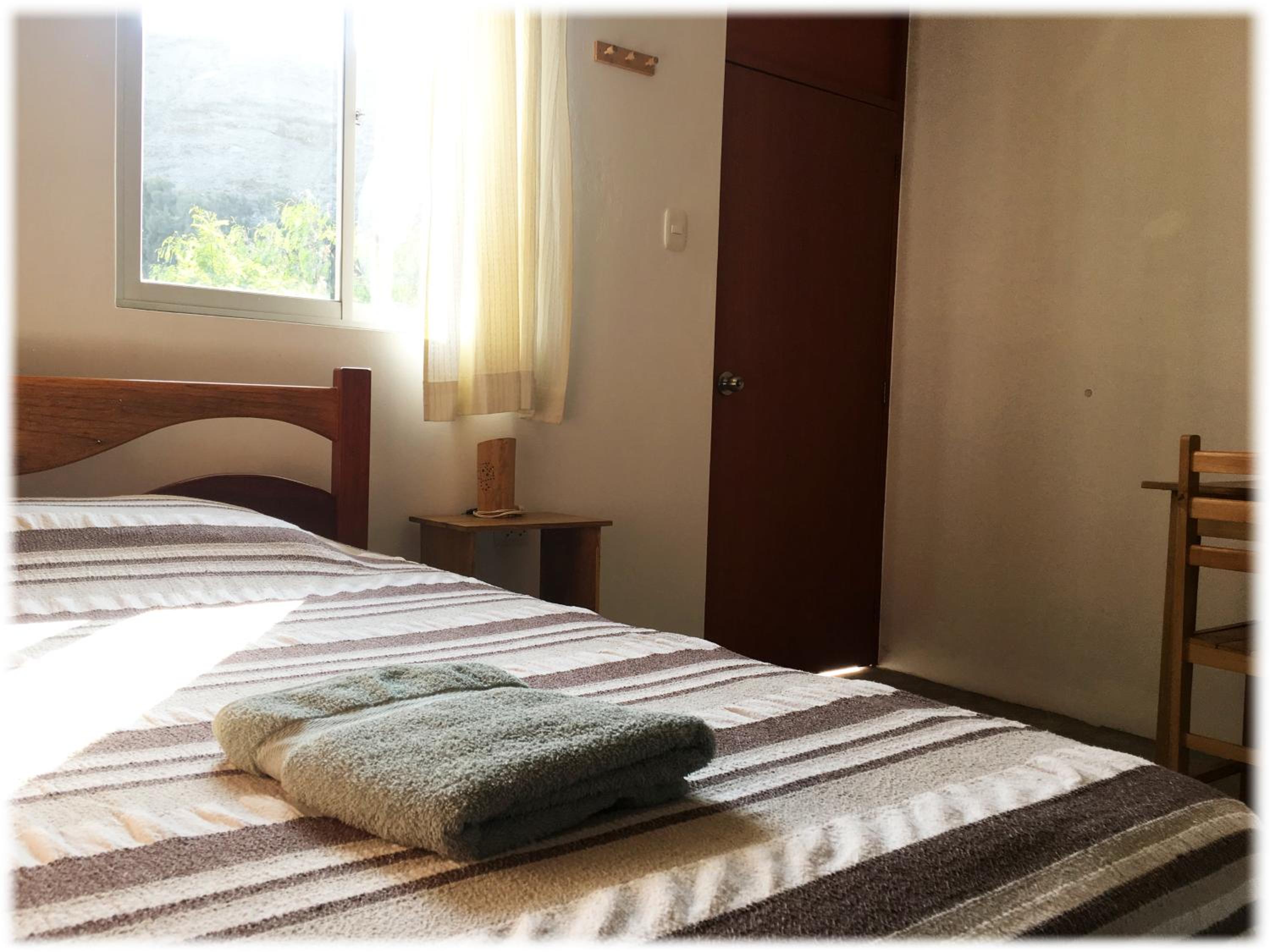 Single Room with Bathroom photo 2