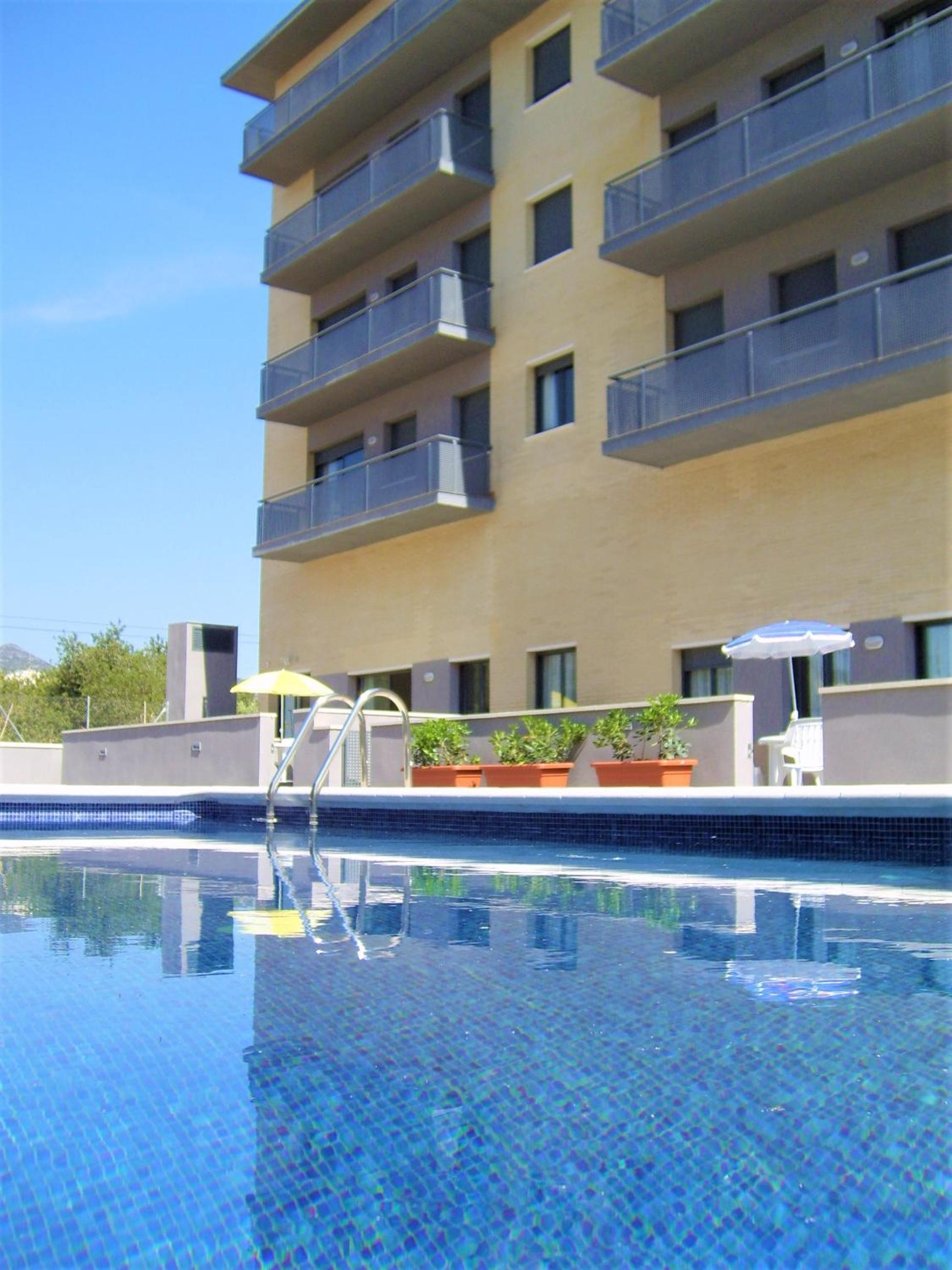 One-Bedroom Apartment with Terrace - Ground Floor photo 3
