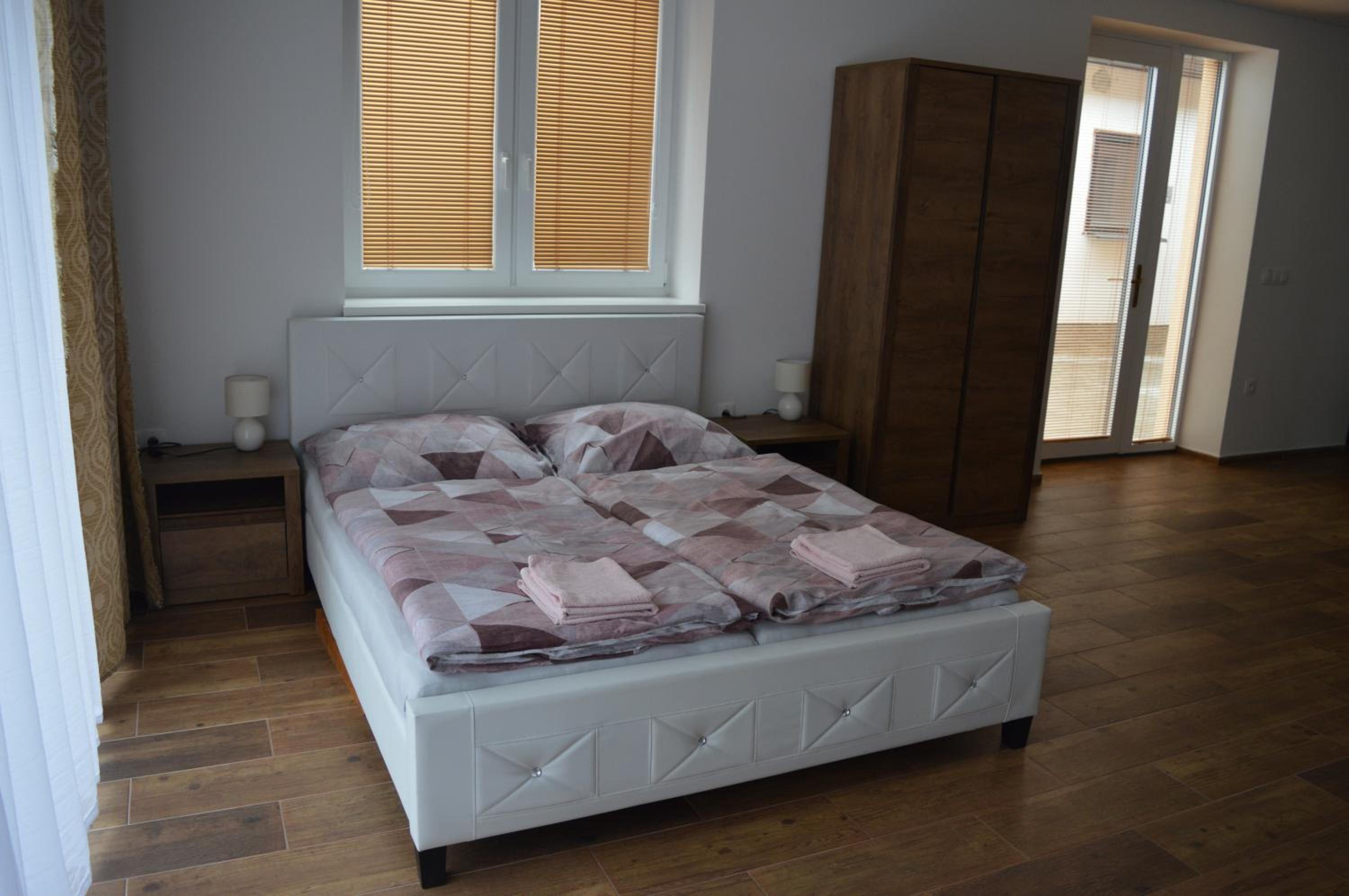 Double Room with Terrace - Photo 4