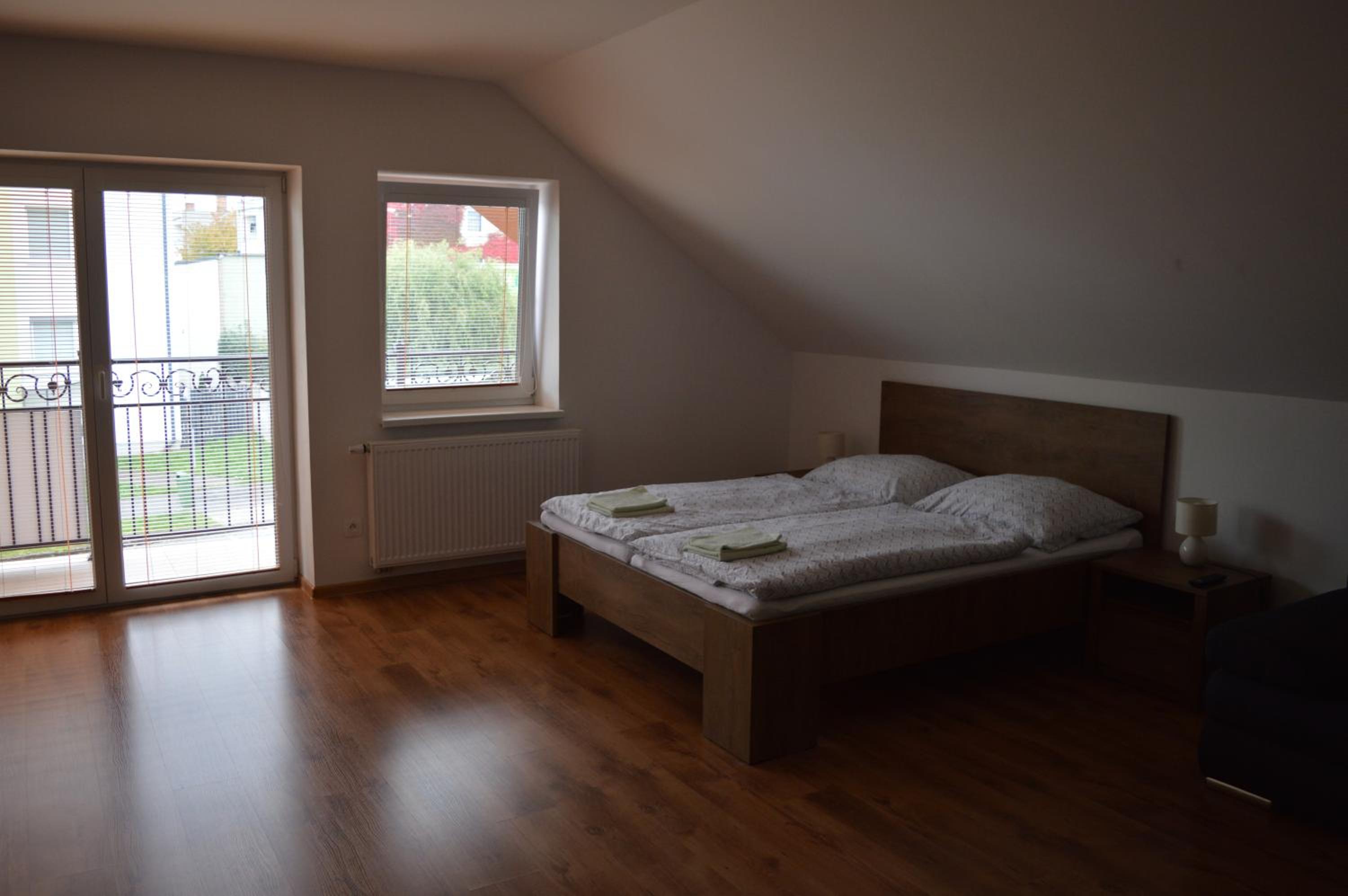 Double Room with Balcony - Photo 1