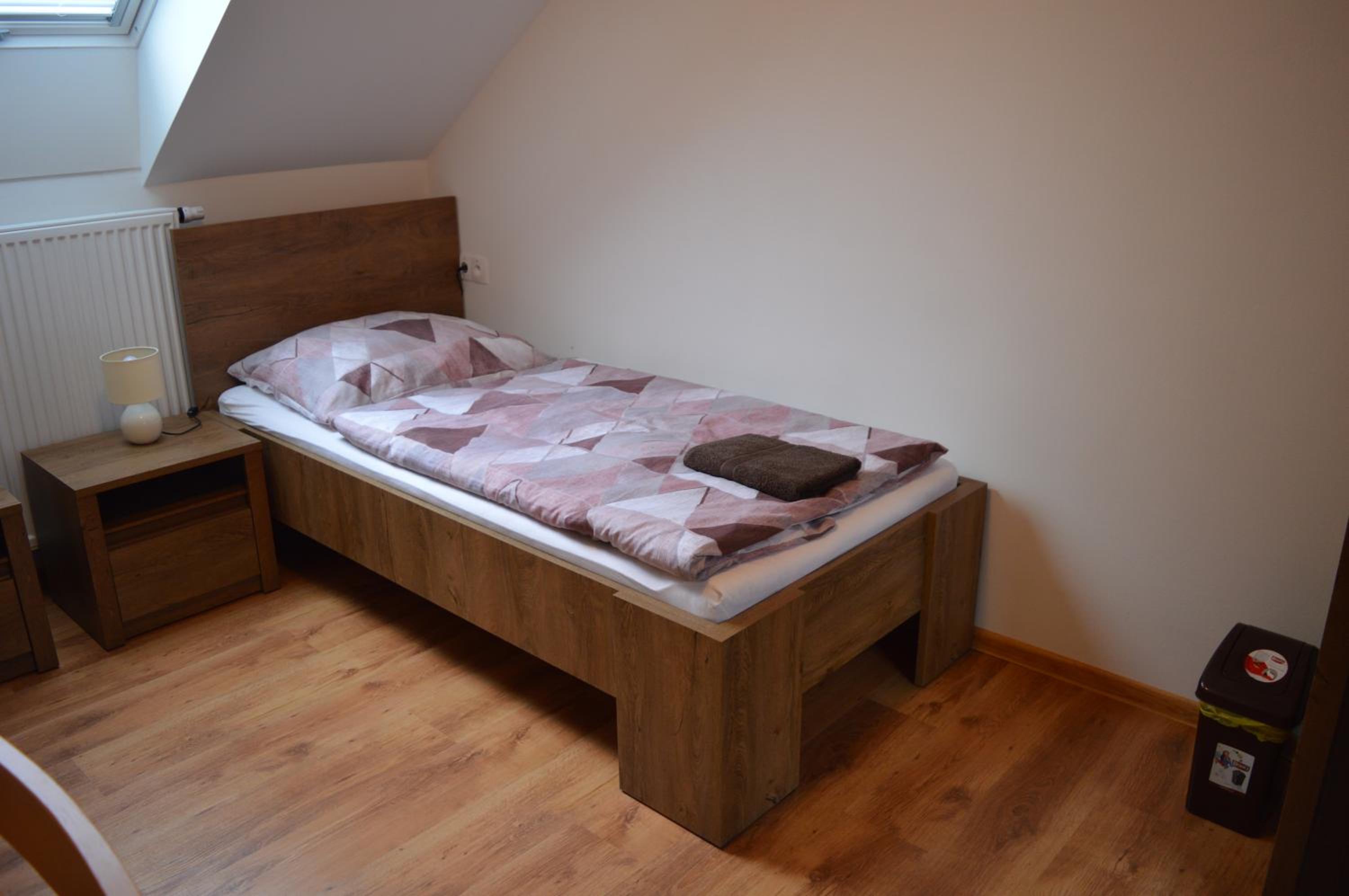 Twin Room - Photo 2