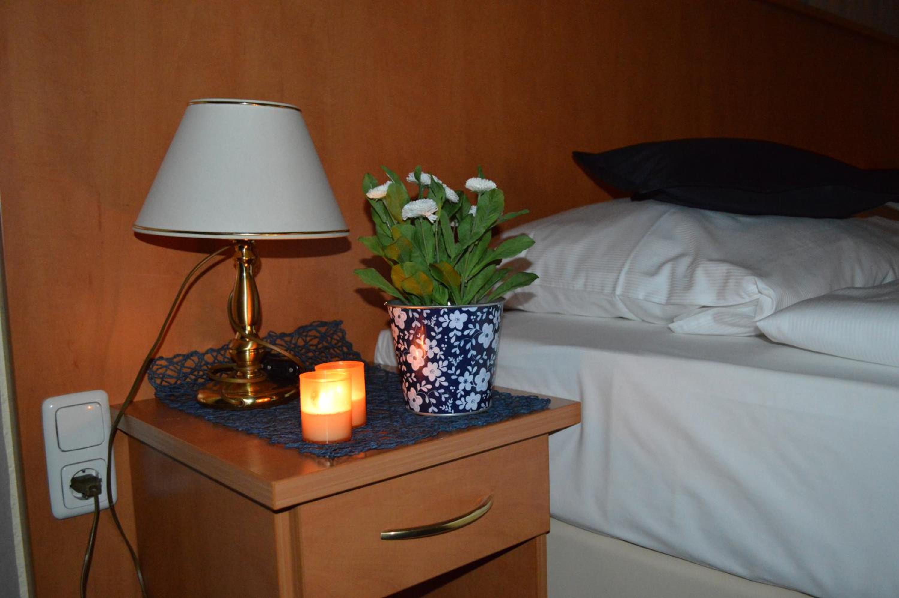 Double or Twin Room - Photo 2