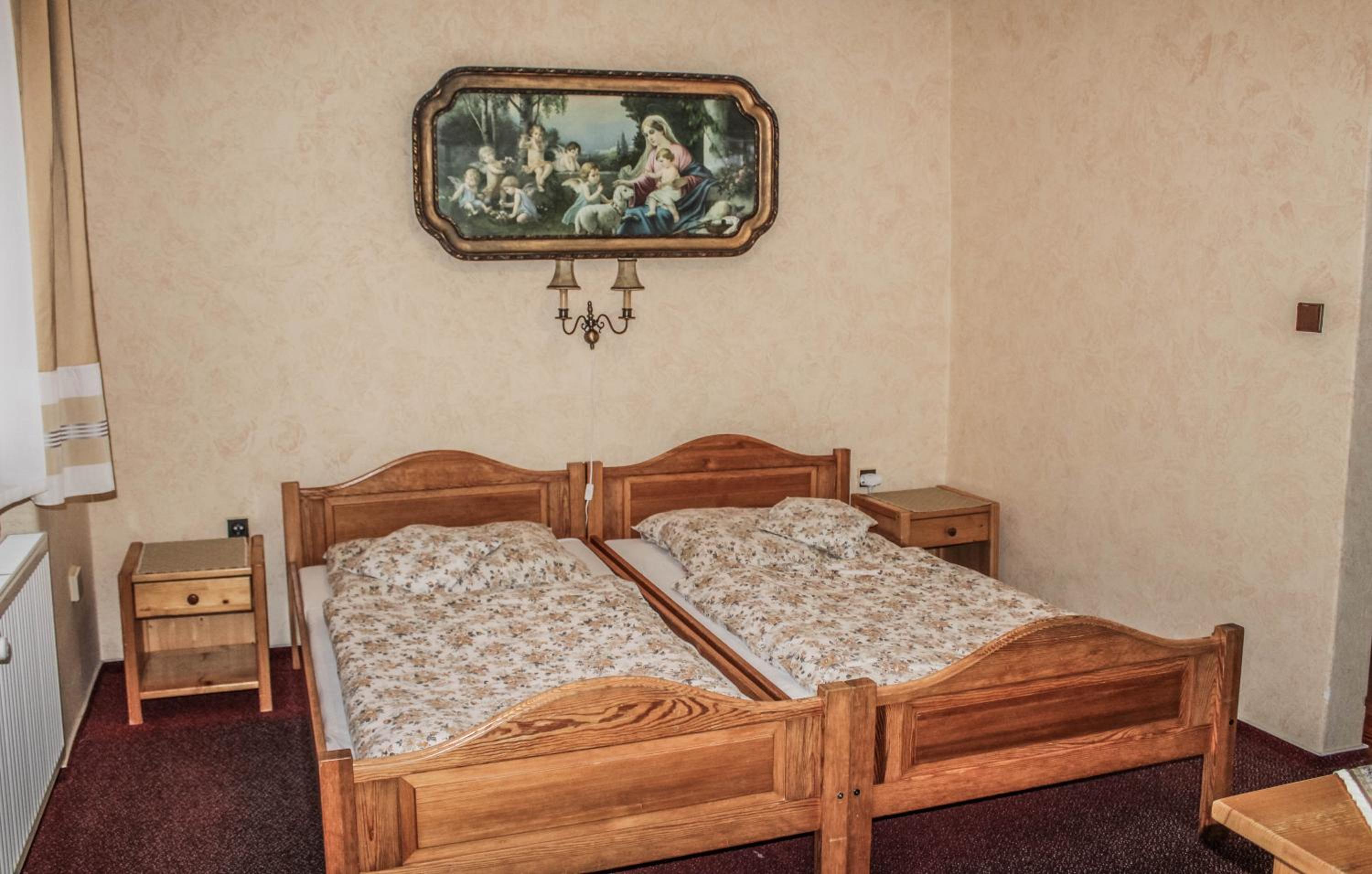 Double or Twin Room with Two Extra Beds photo 1