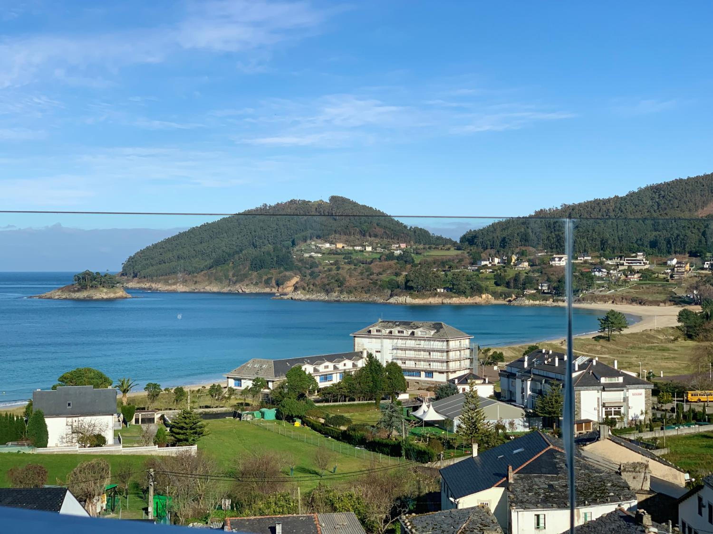 Double or Twin Room with Terrace and Sea View - Photo 5