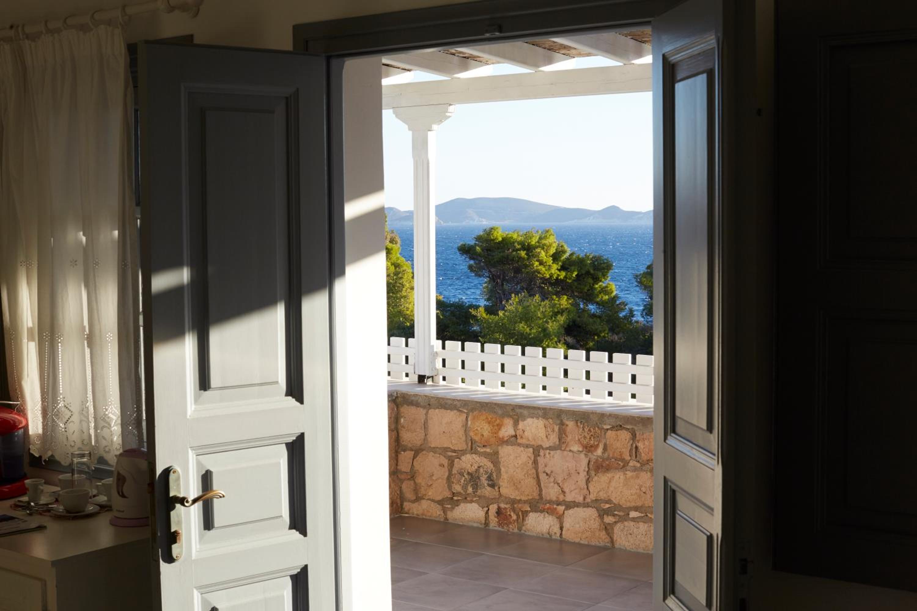 Premium Double Room with Sea View photo 2