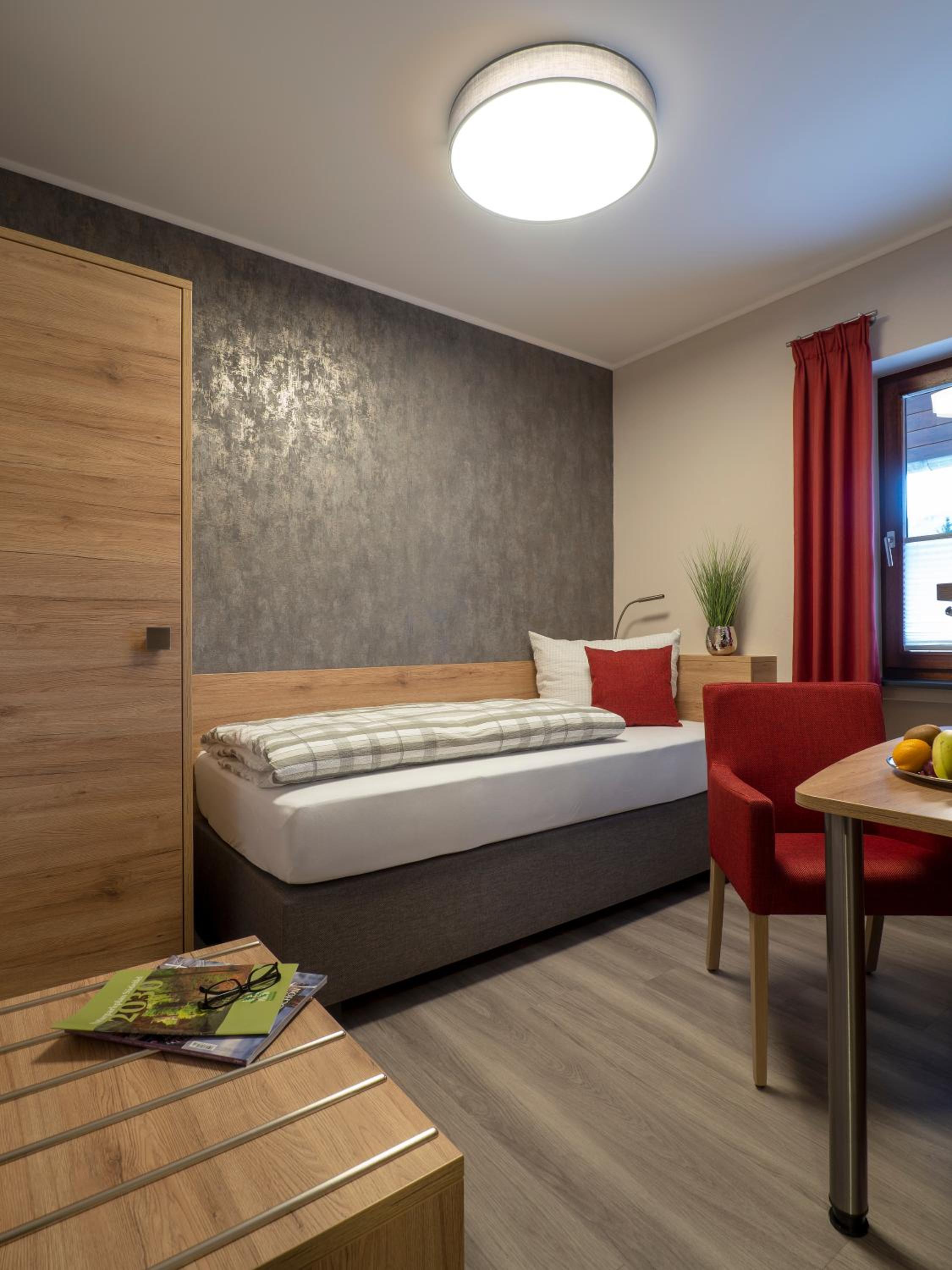 Single Room photo 2