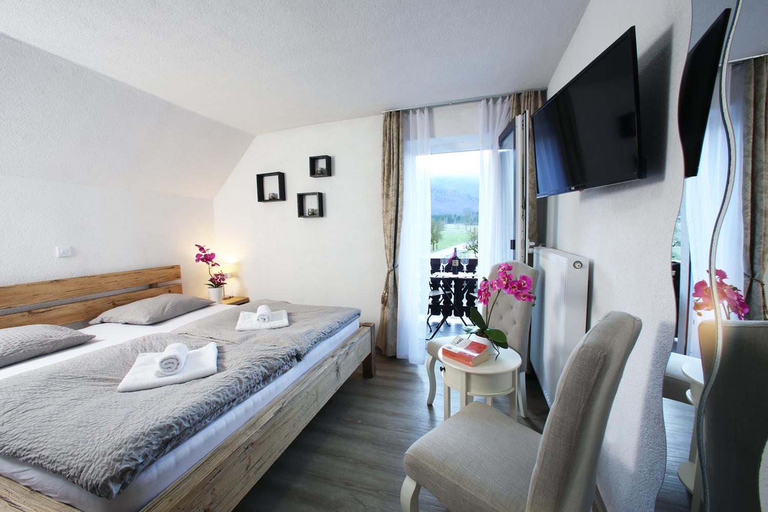 Double Room with Balcony photo 3