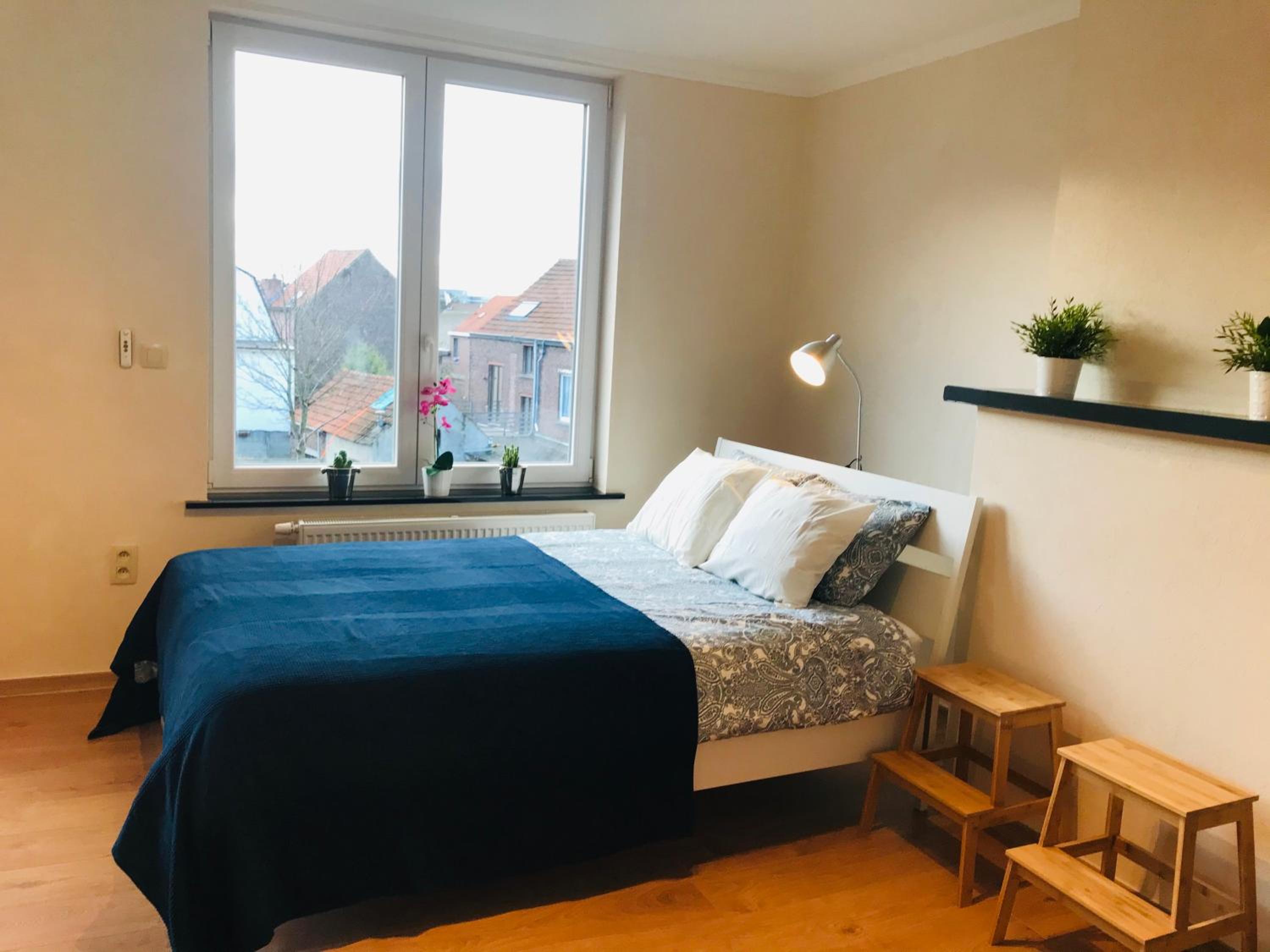 One-Bedroom Apartment - Photo 4