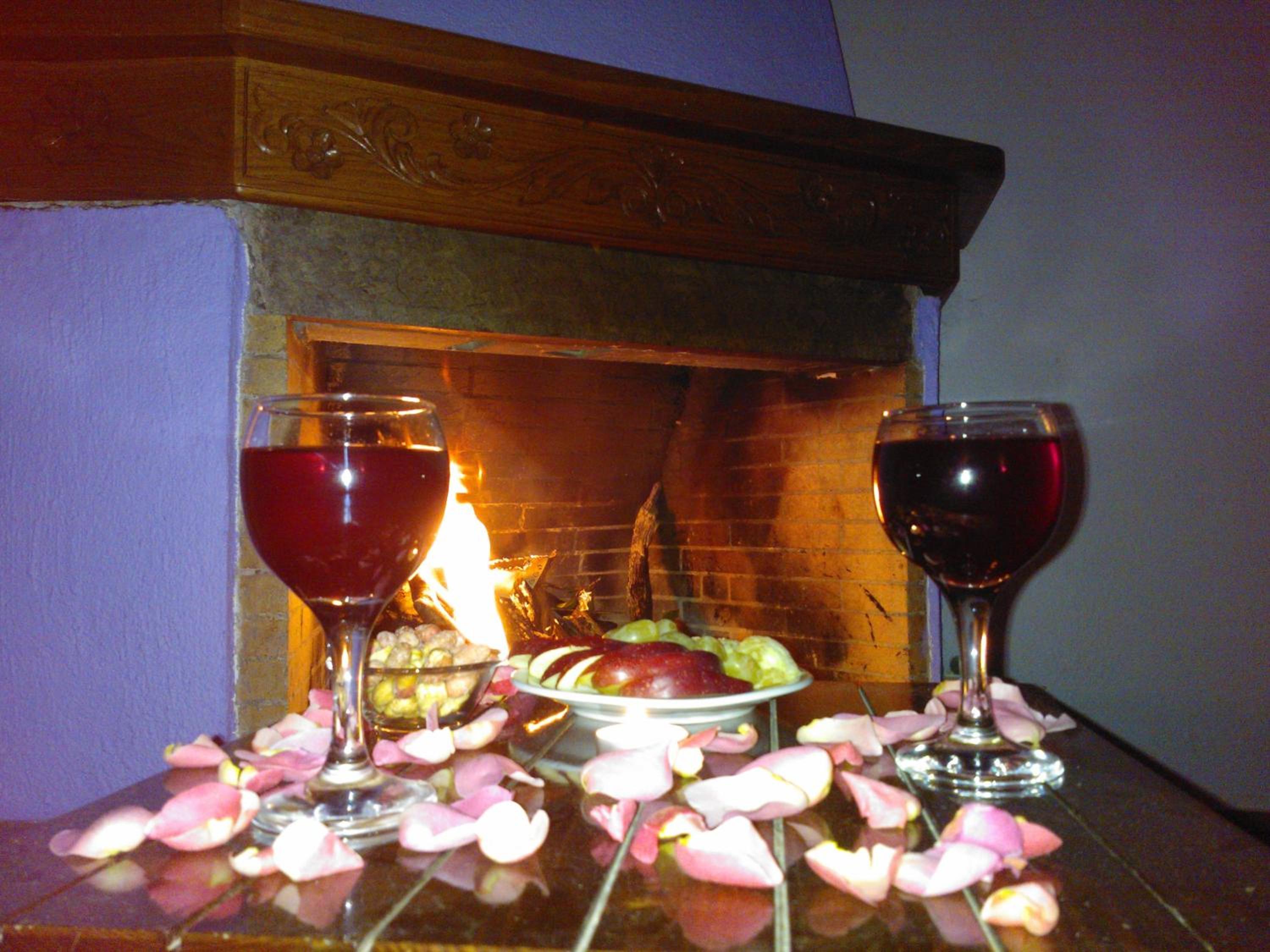 Double or Twin Room with Fireplace - Photo 11