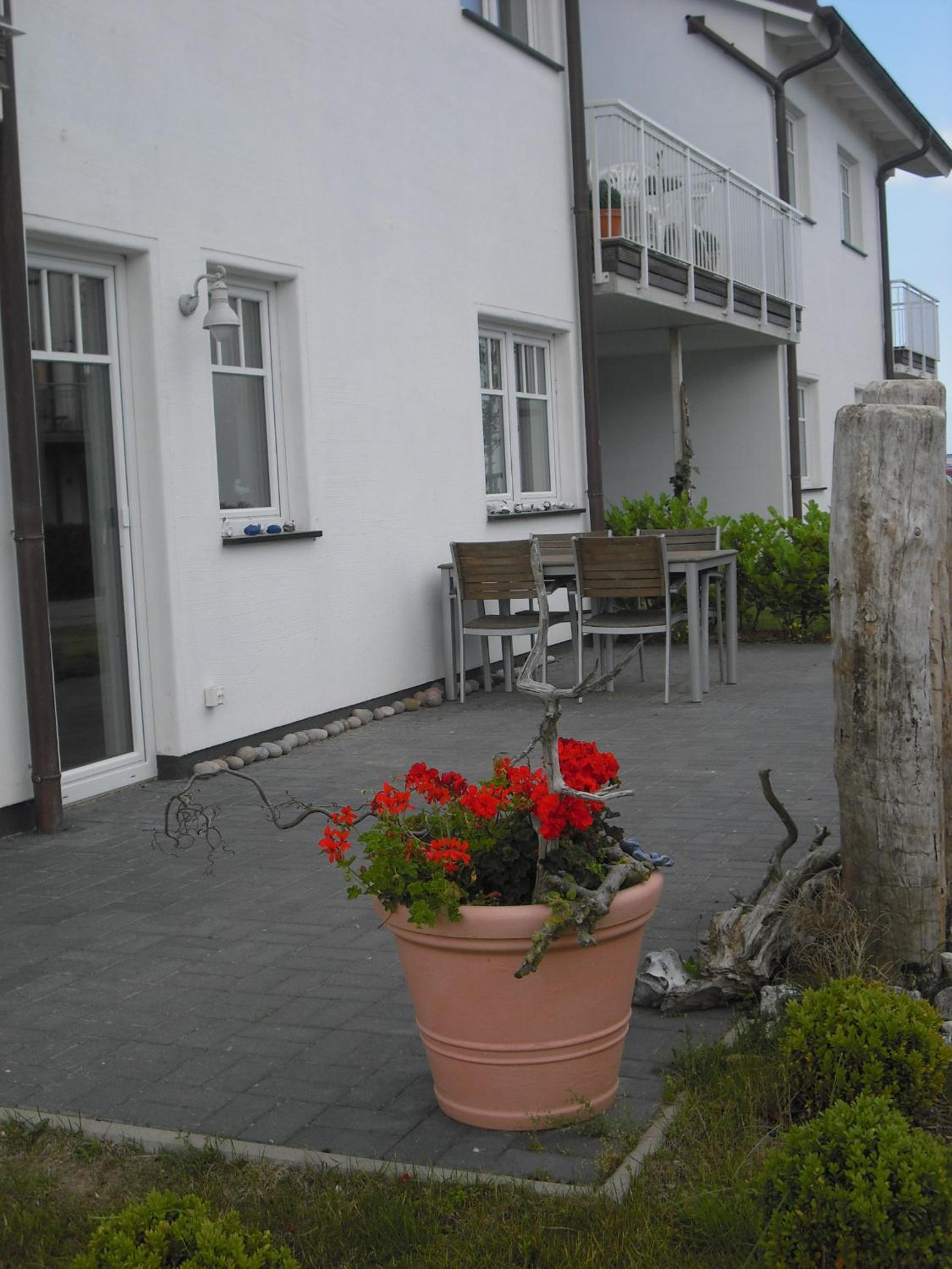Two-Bedroom Apartment with Terrace photo 3