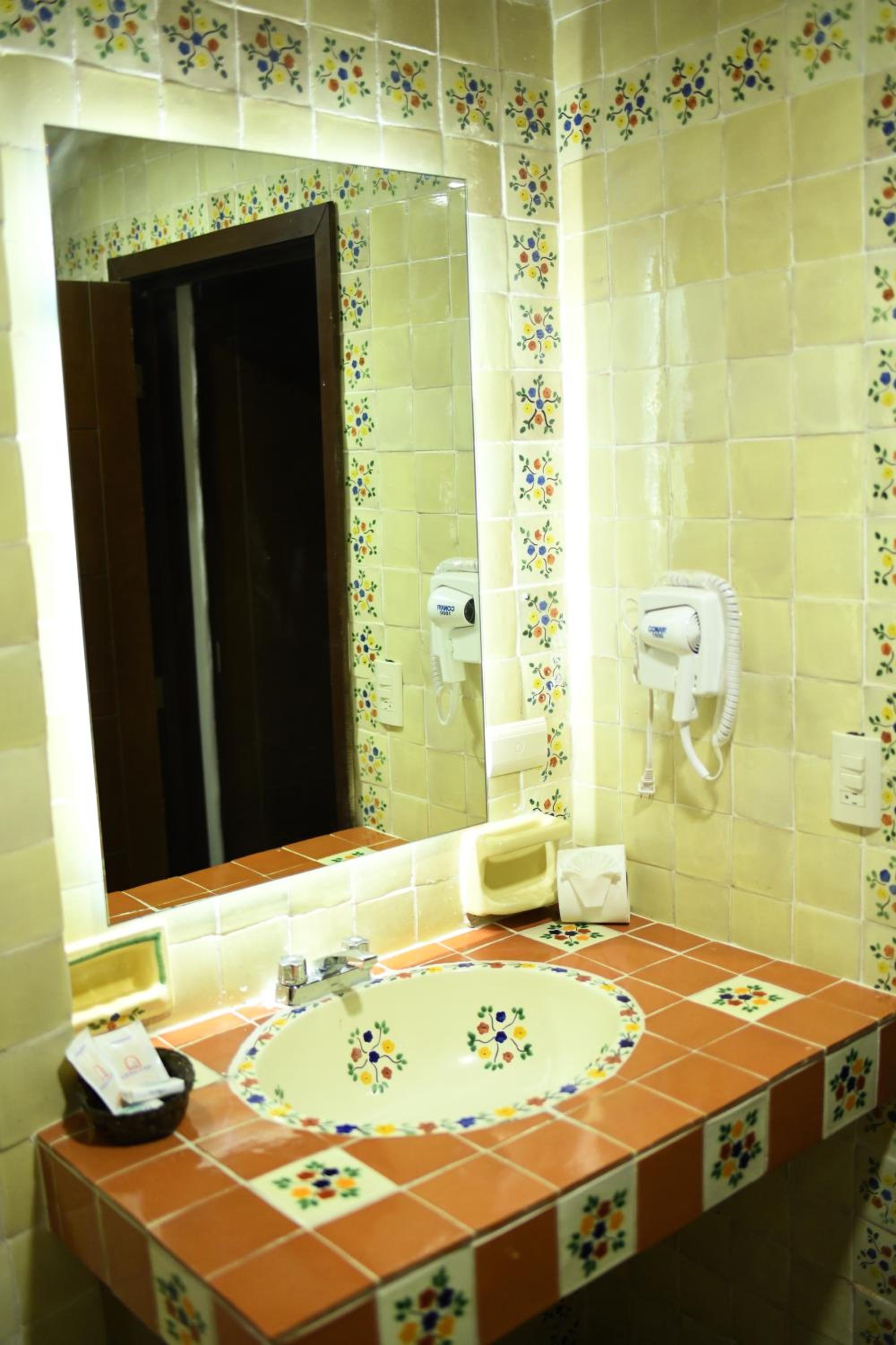 Standard Room - Photo 6