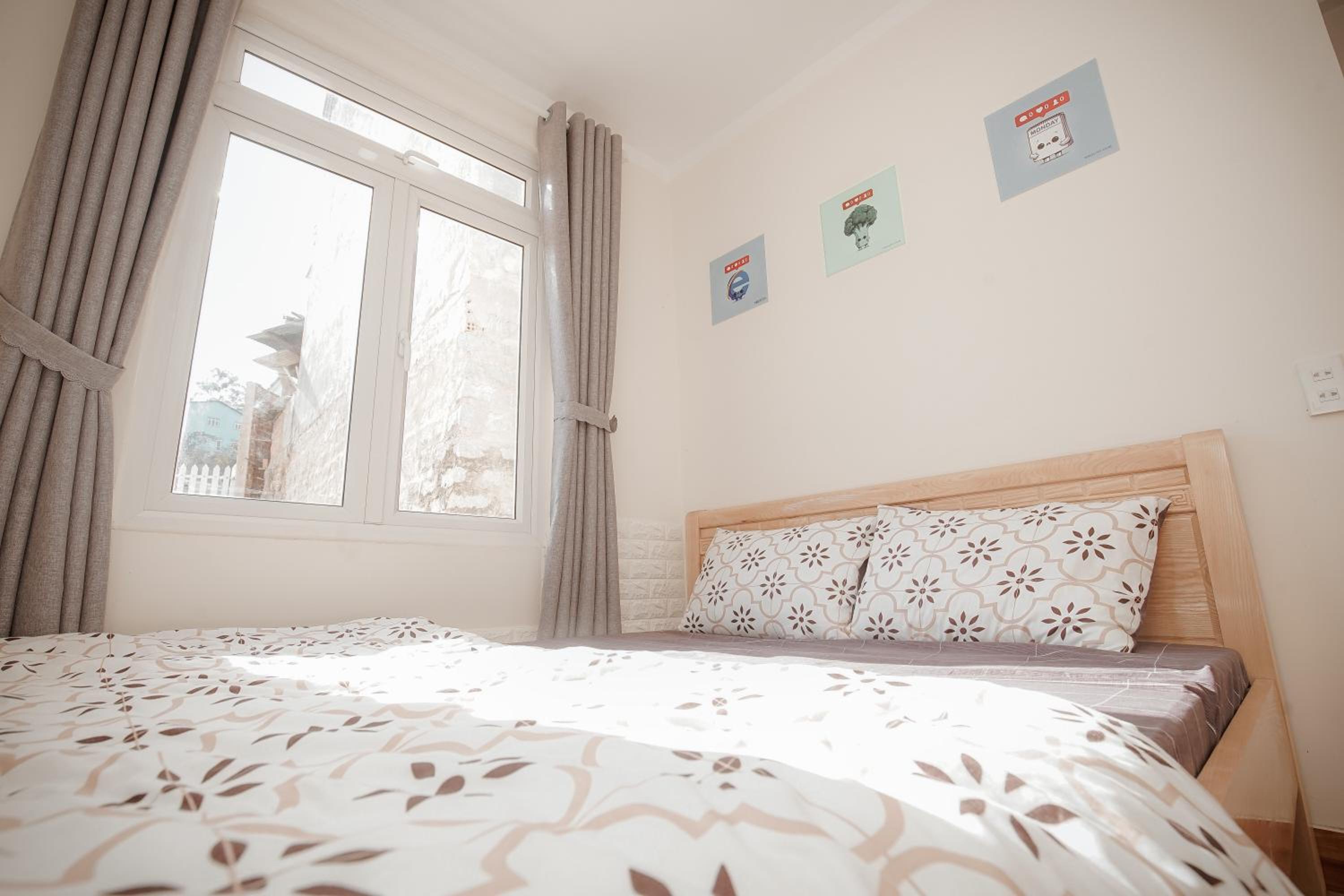 Queen Room - Photo 22