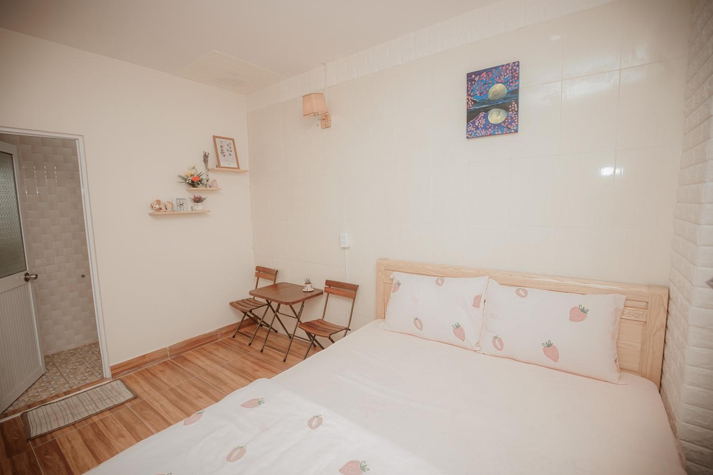 Queen Room - Photo 24