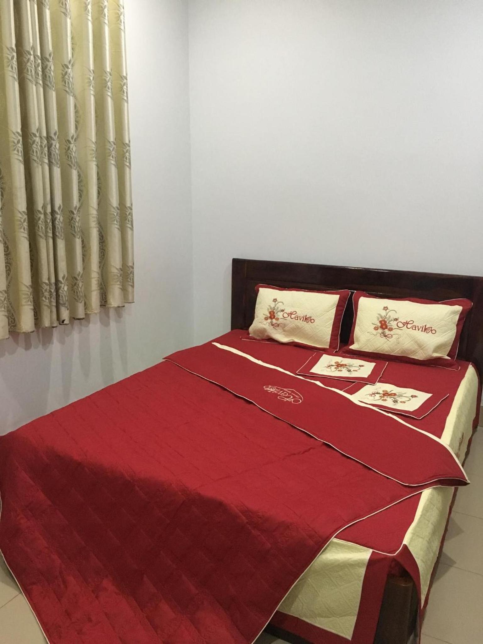 Standard King Room photo 3