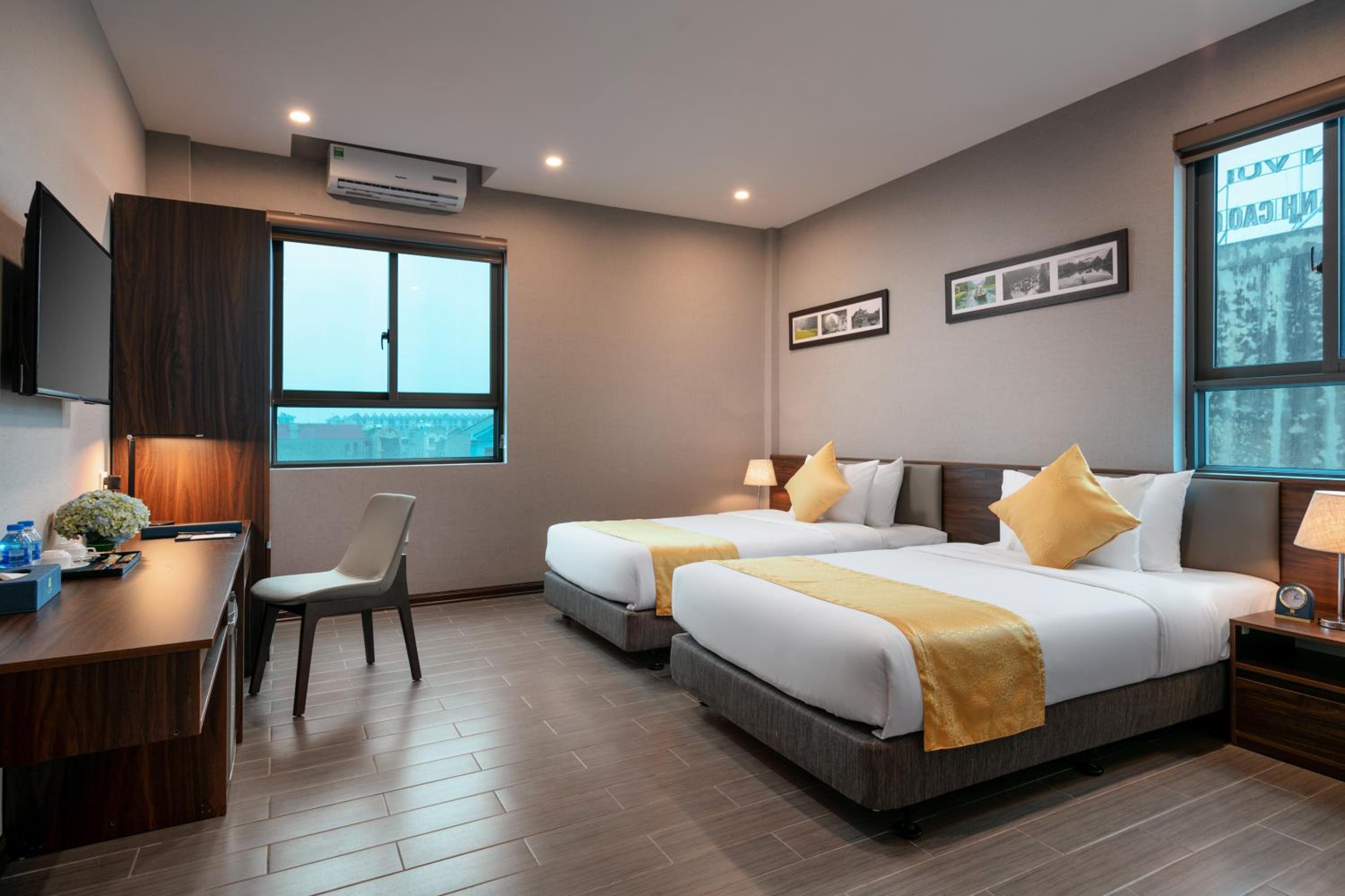 Deluxe Double or Twin Room