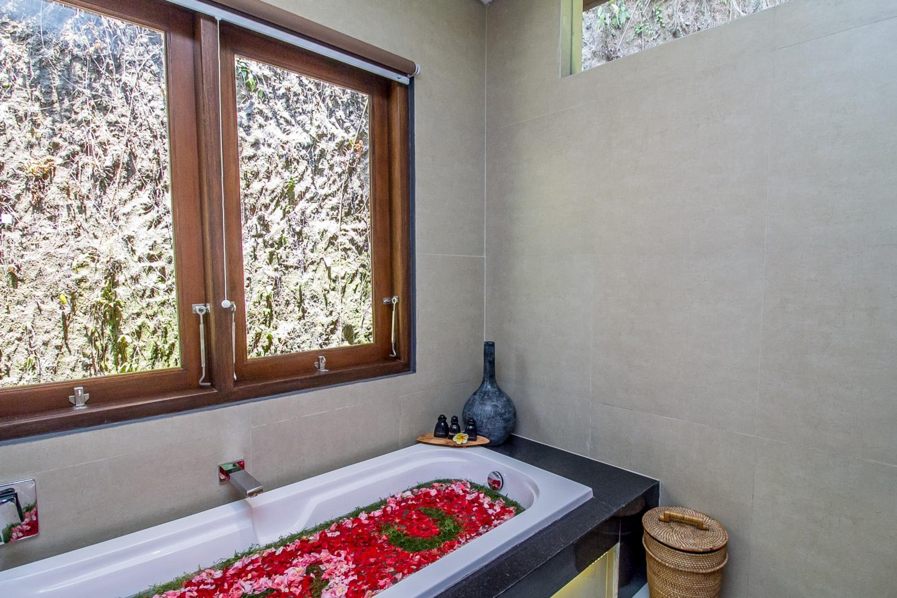 One Bedroom Villa with Private Pool - Photo 5