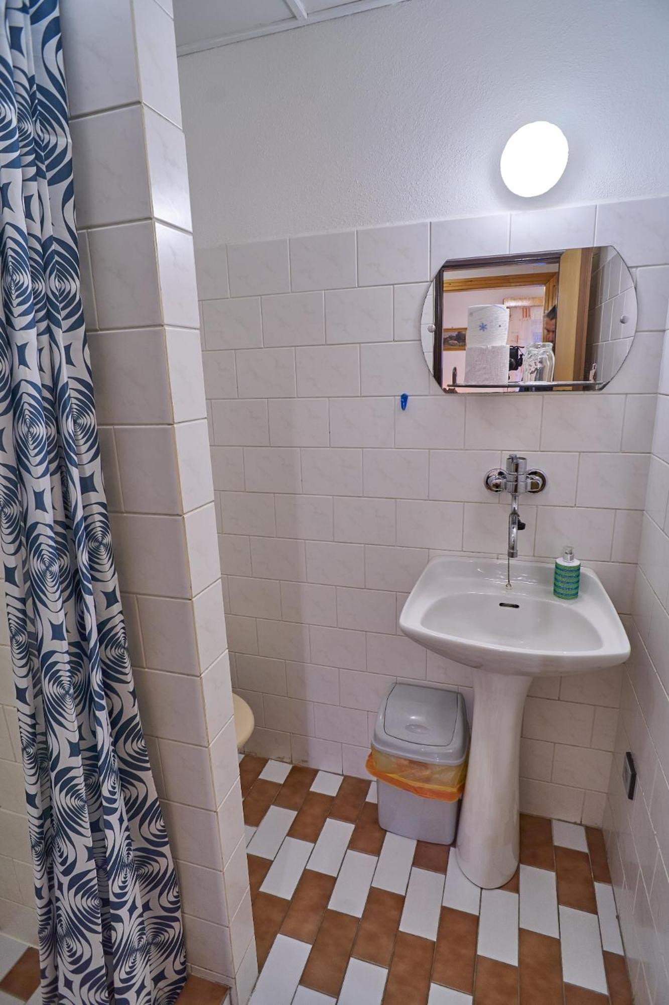 Double or Twin Room photo 3
