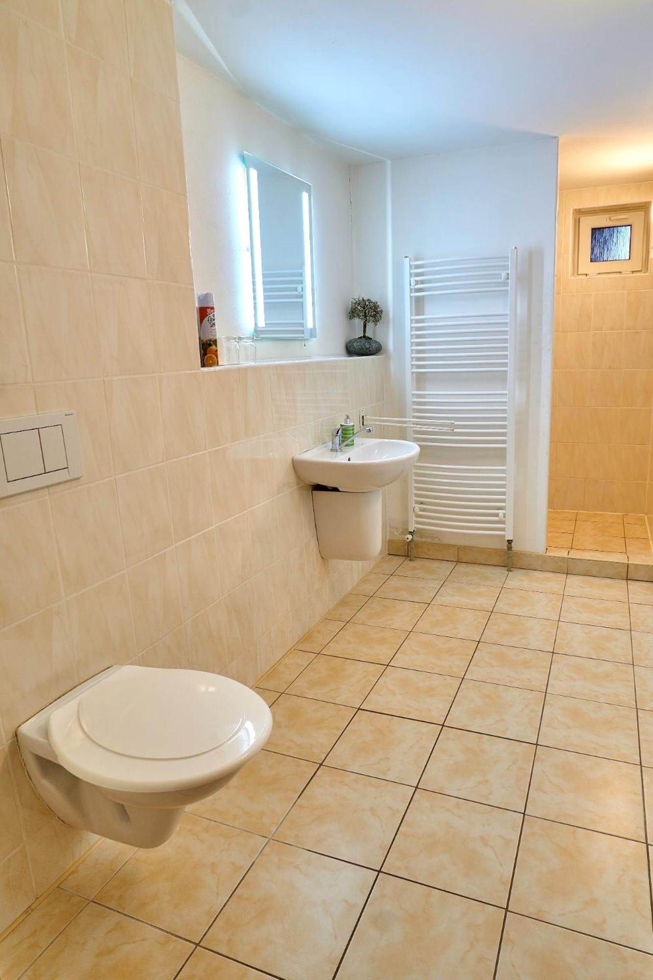 Apartment - Ground Floor photo 3