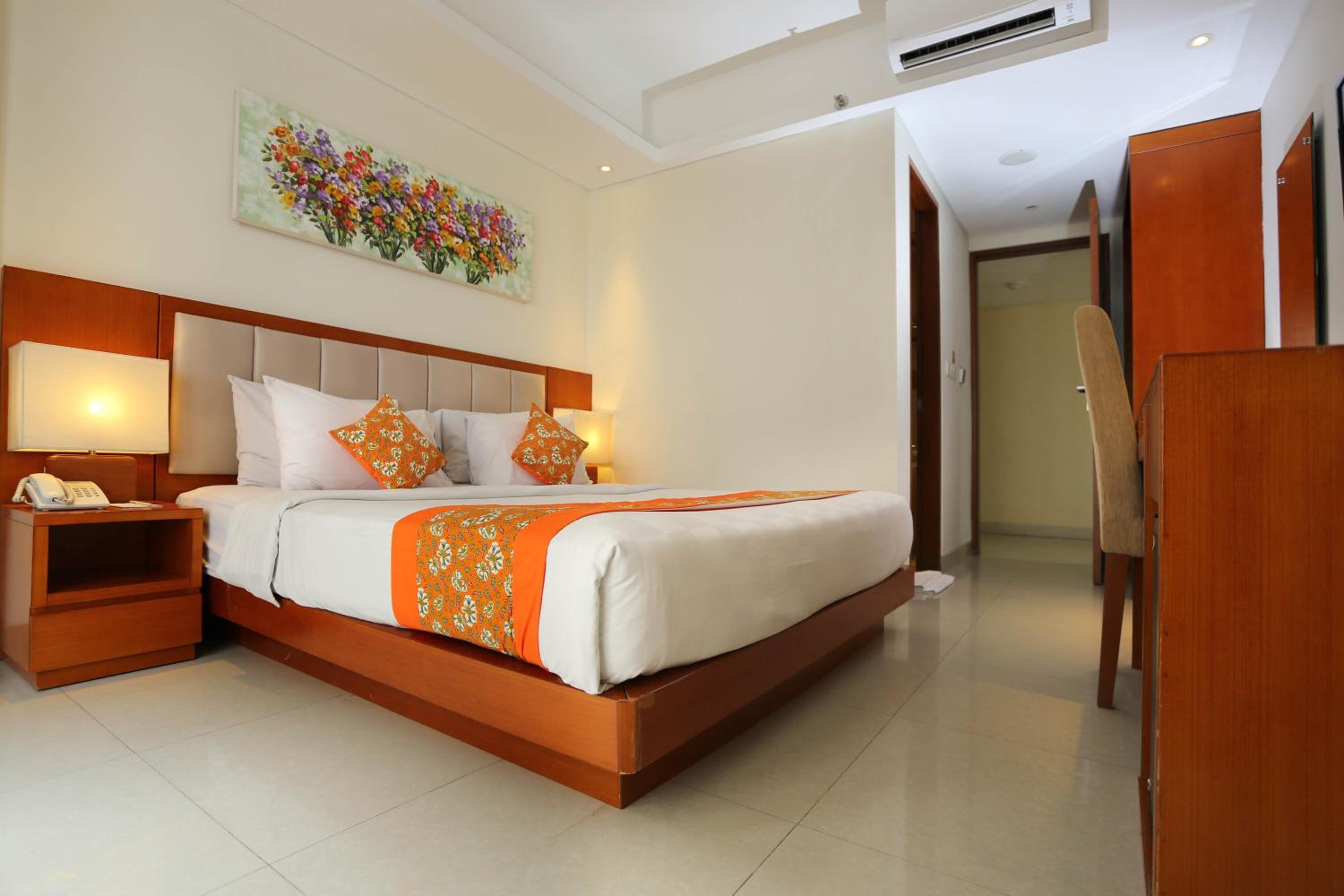 Premium Double or Twin Room - Photo 9