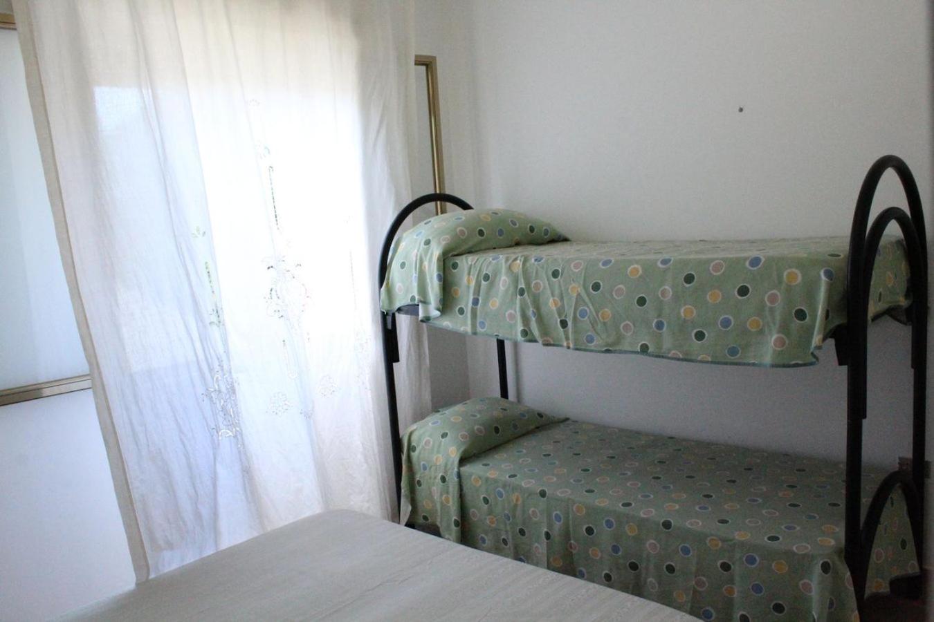One-Bedroom House - Photo 1