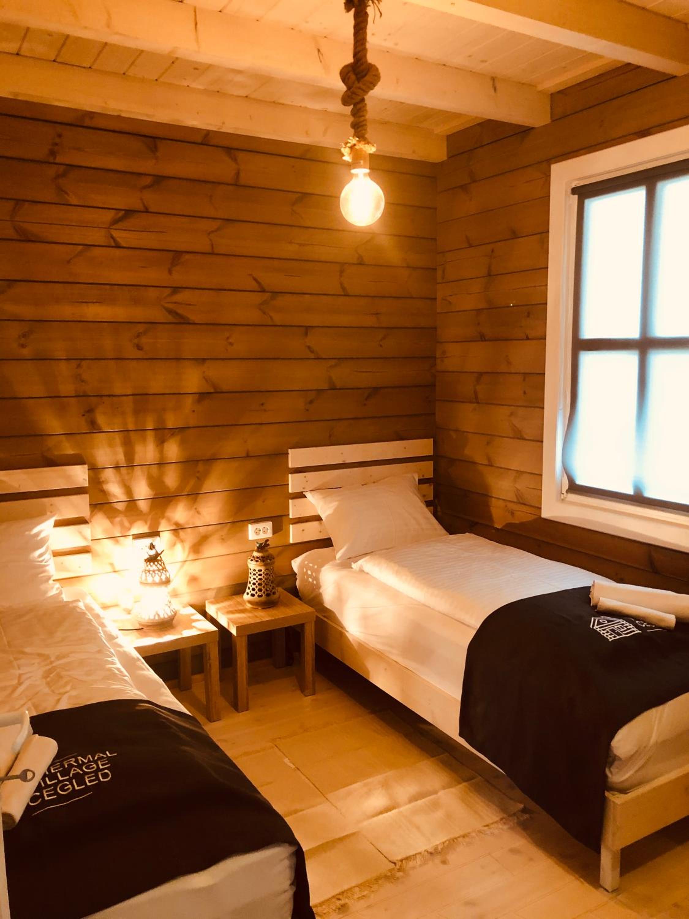 Two-Bedroom House - Photo 15