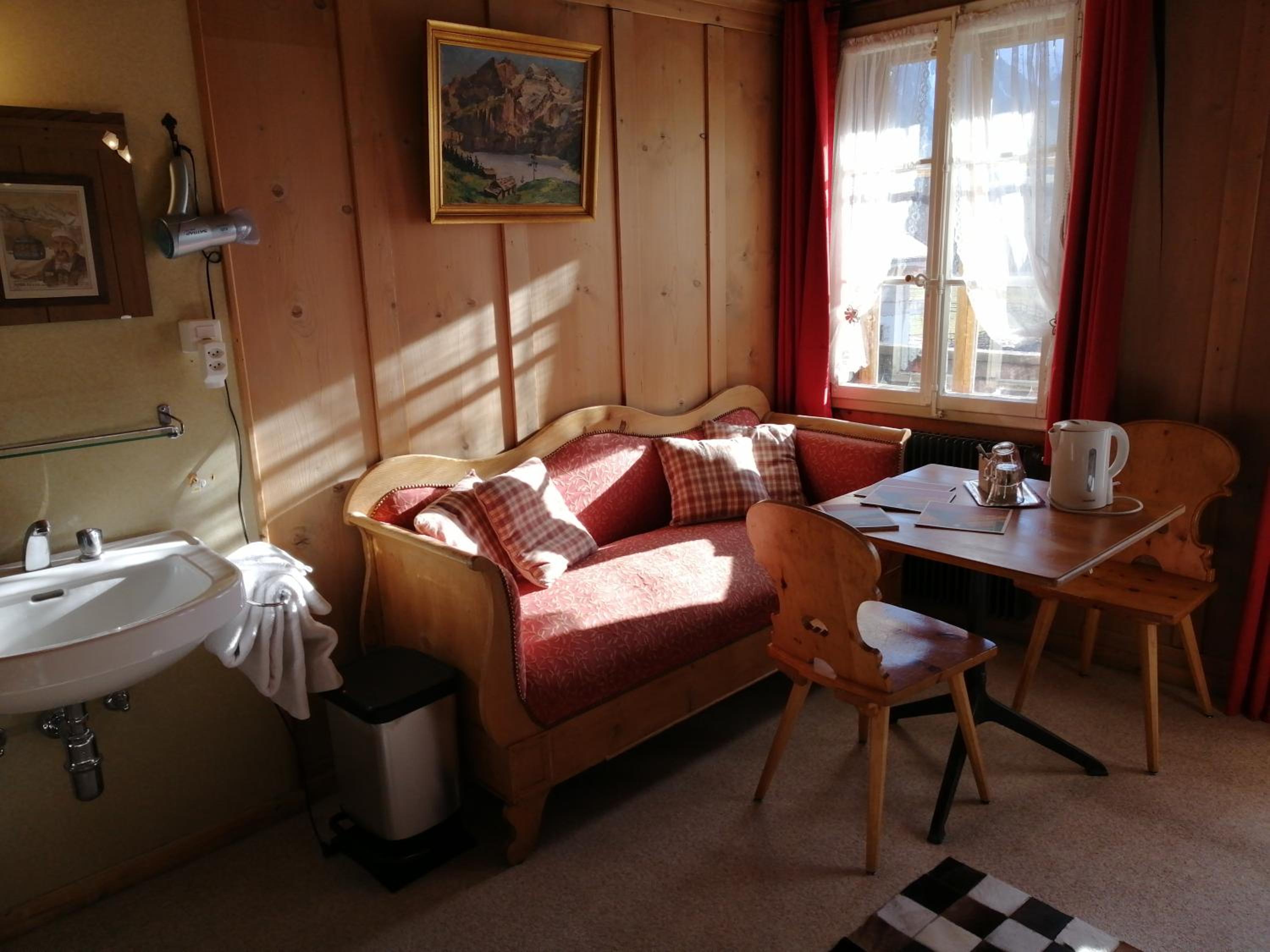 Double or Twin Room with Balcony and Shared Bathroom