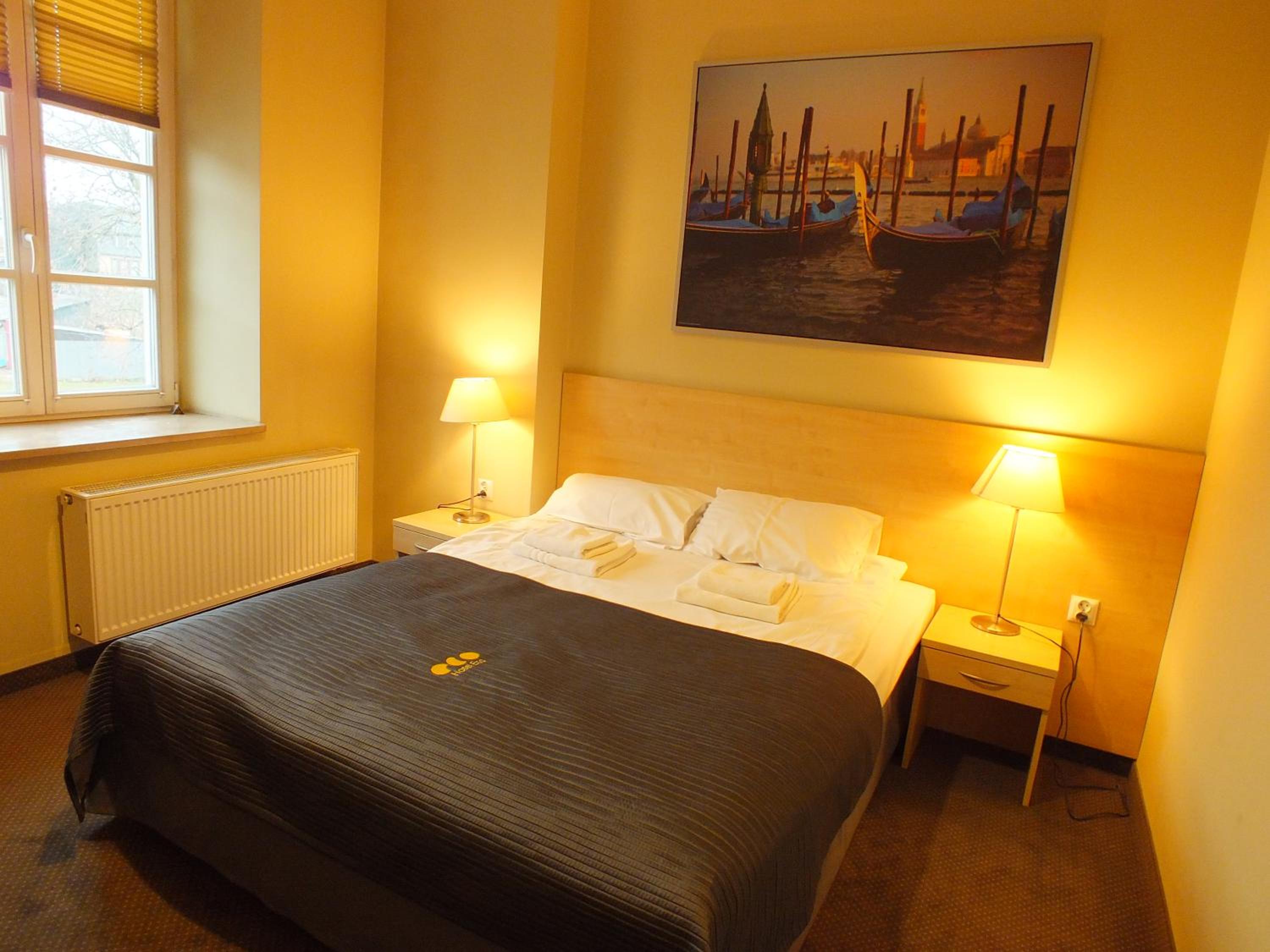 Double or Twin Room - Photo 3