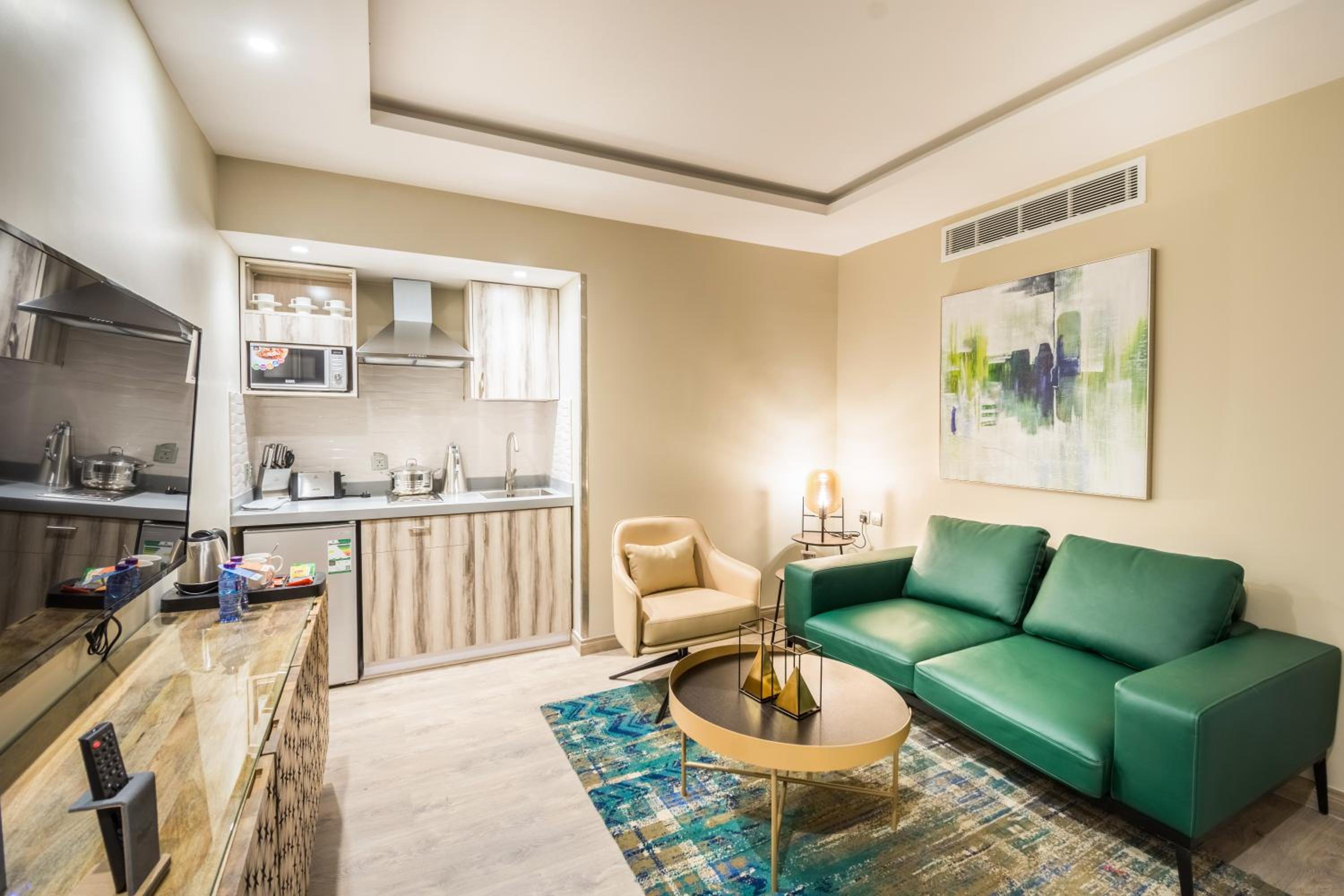 Suite photo 1
