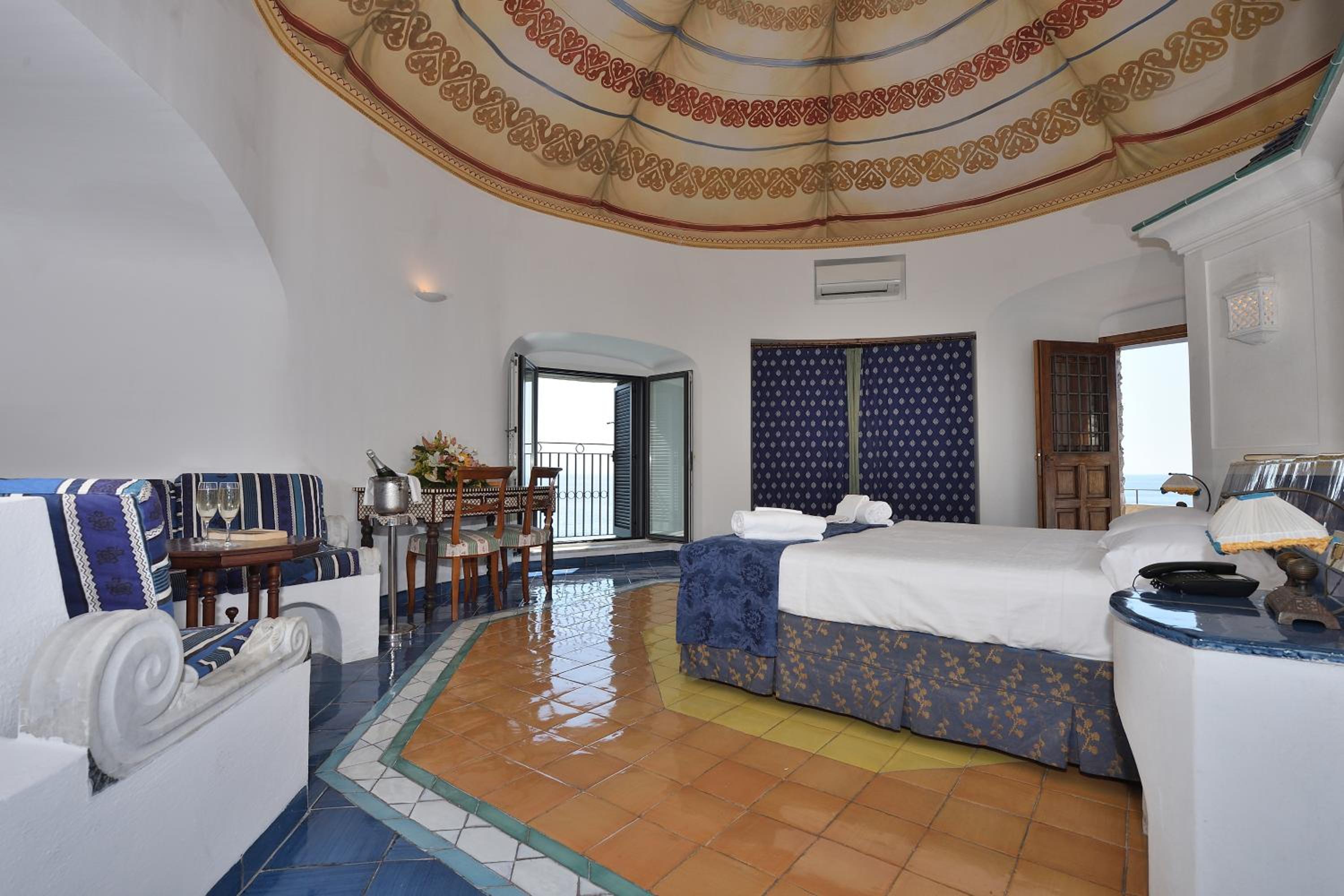 Suite - Annex with Terrace and Sea View - Photo 2