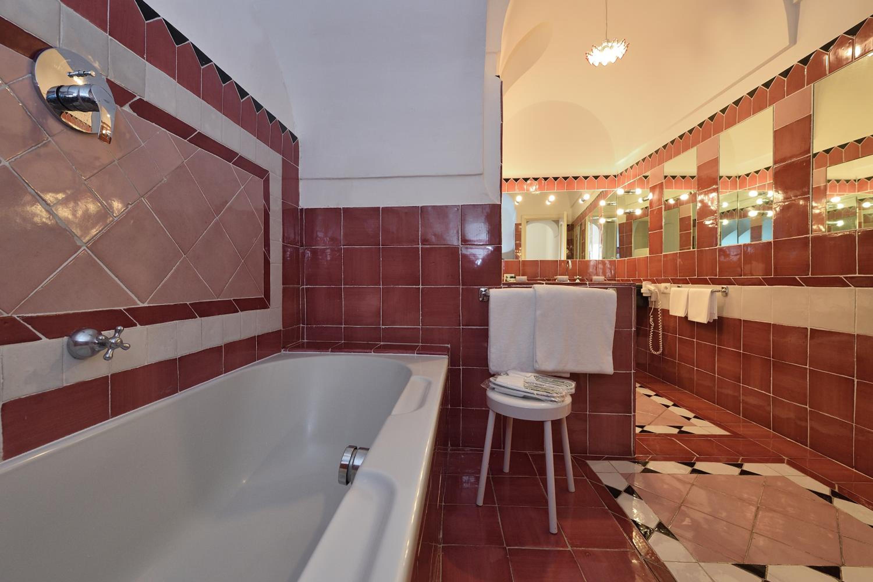 Superior Suite with Terrace and Sea View - Photo 2