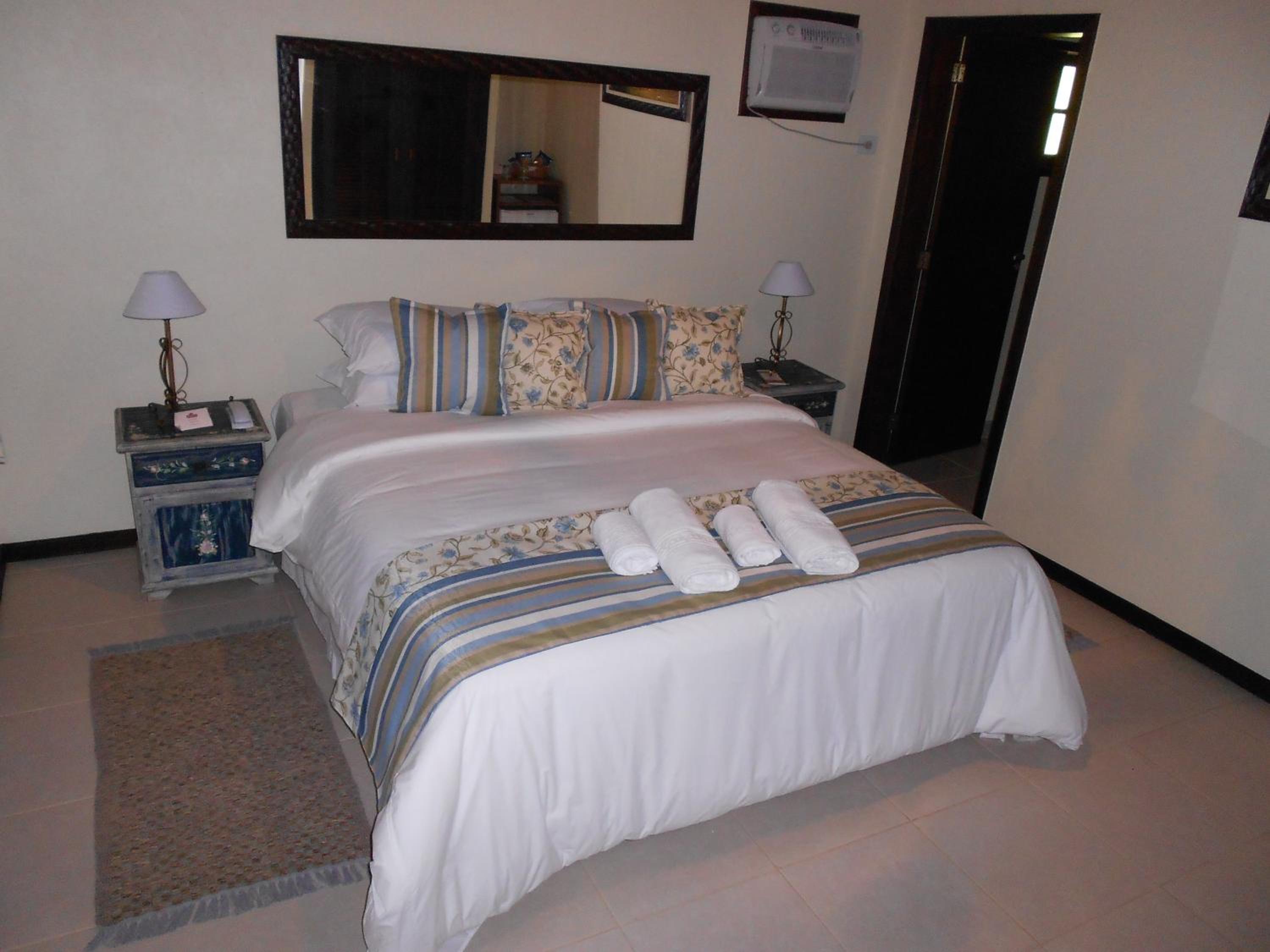 Business King Room