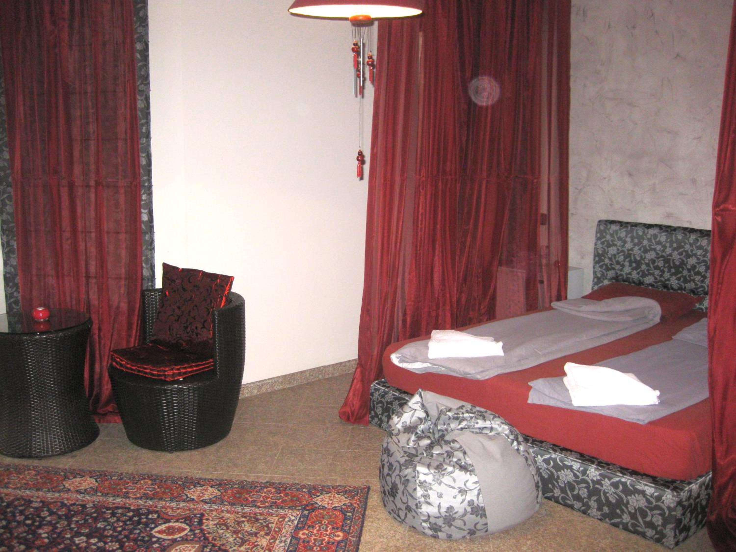 Junior Suite with Balcony and Mountain View - Photo 7