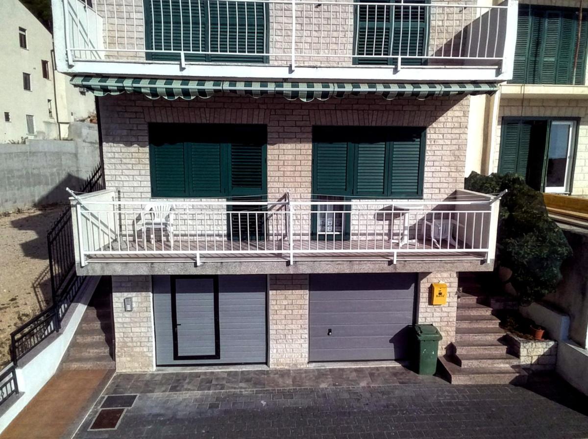 Apartment with Sea View photo 3
