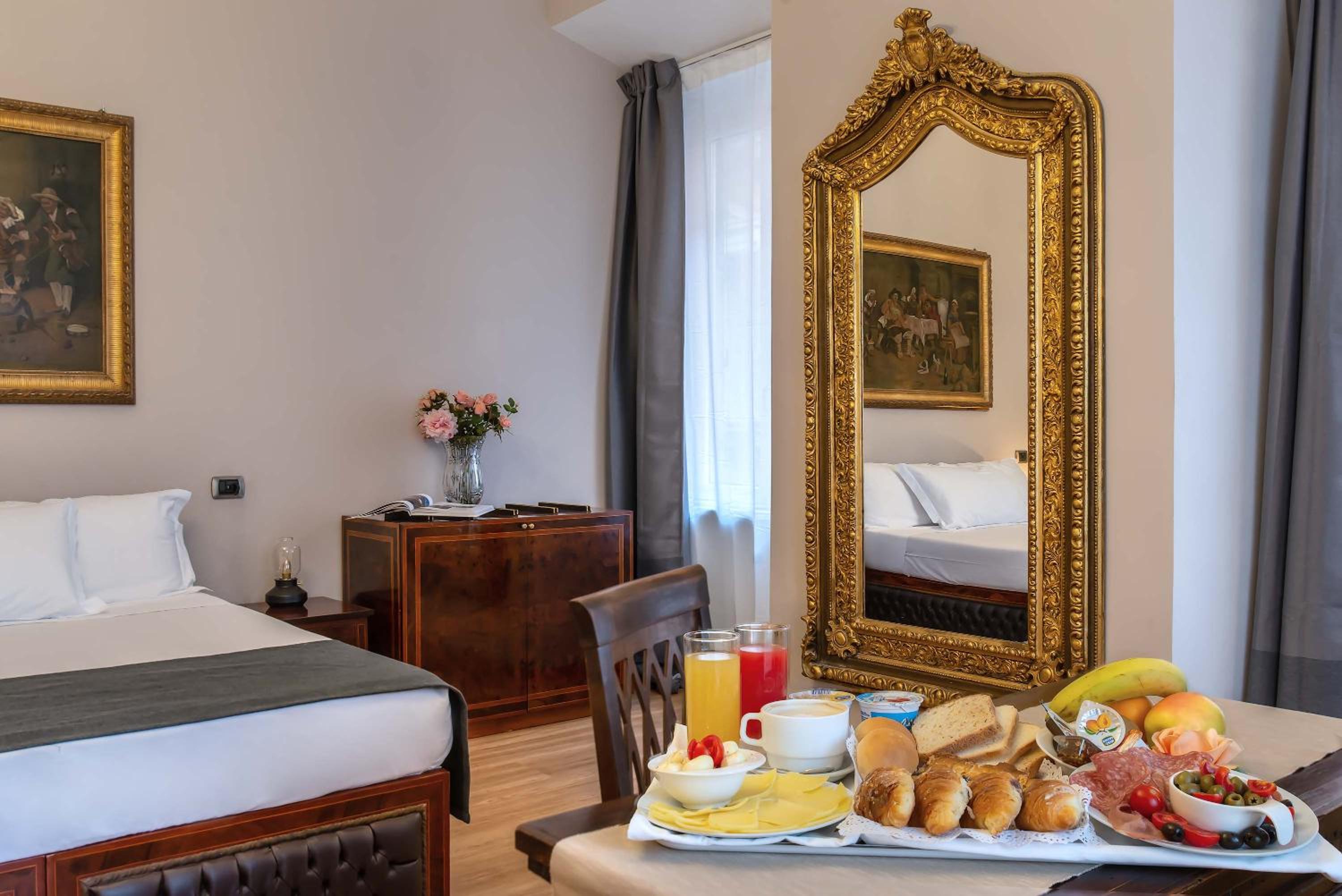 Deluxe Junior Suite photo 2