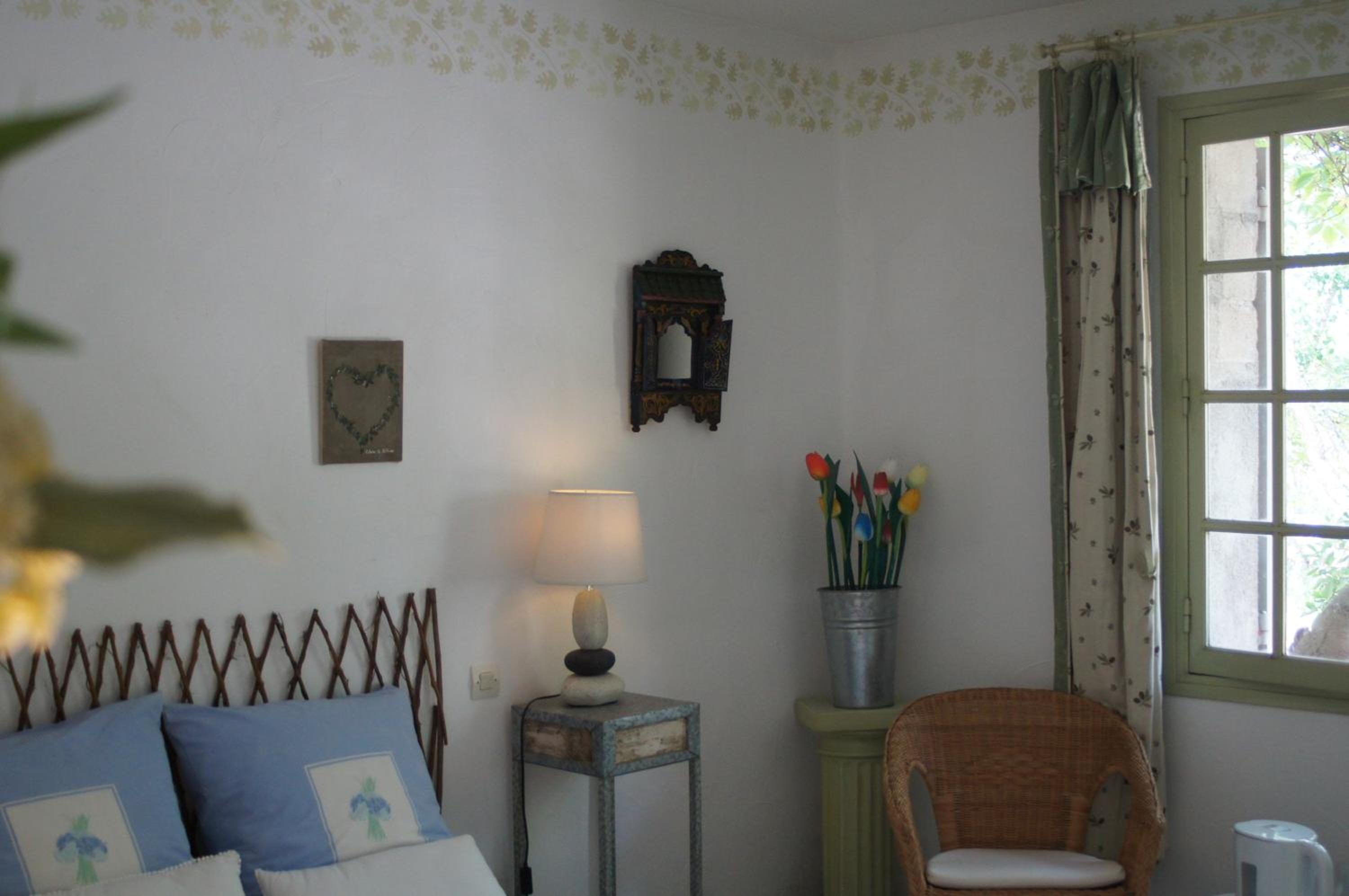 Quadruple Room with Private Bathroom - Photo 1