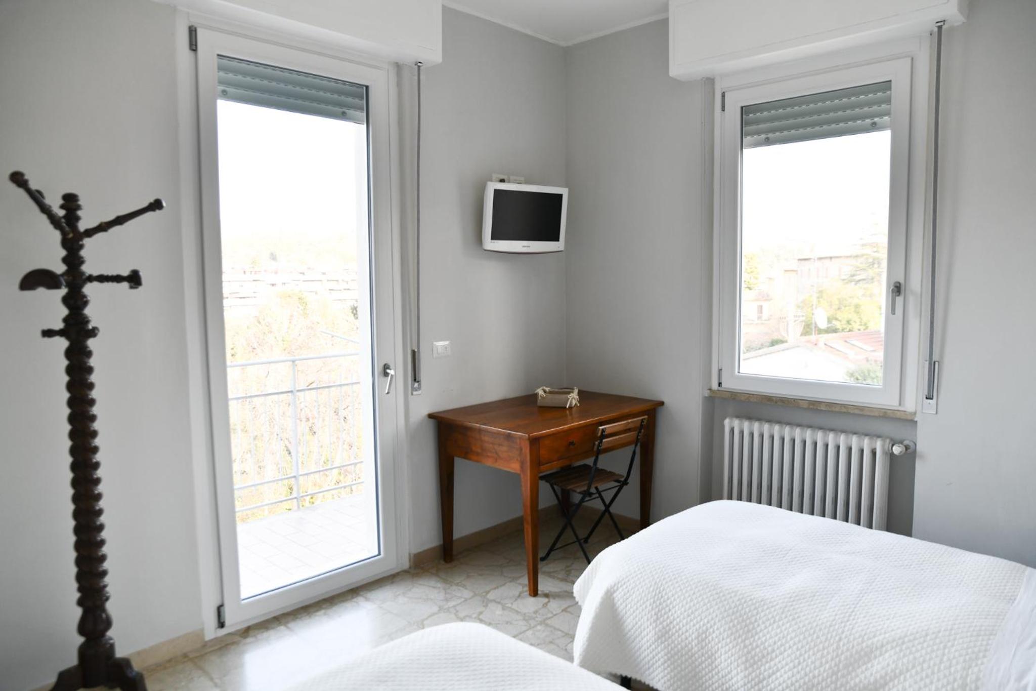 Double or Twin Room with Balcony and Panoramic View - Photo 5