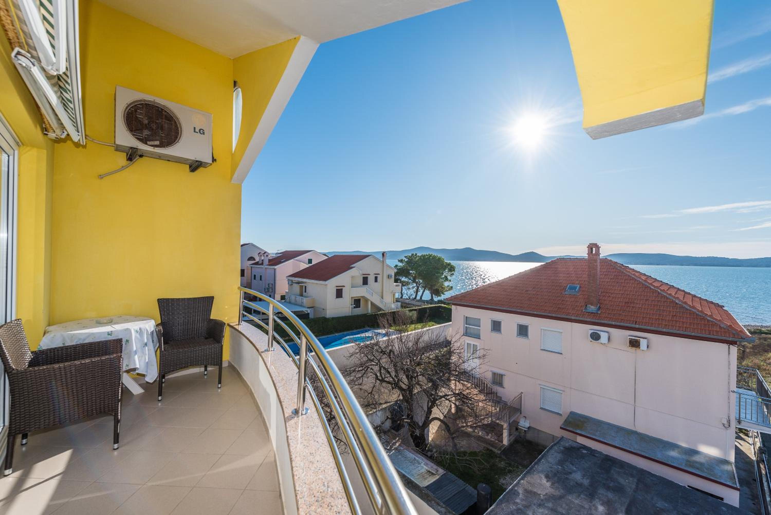 Studio with Balcony photo 2