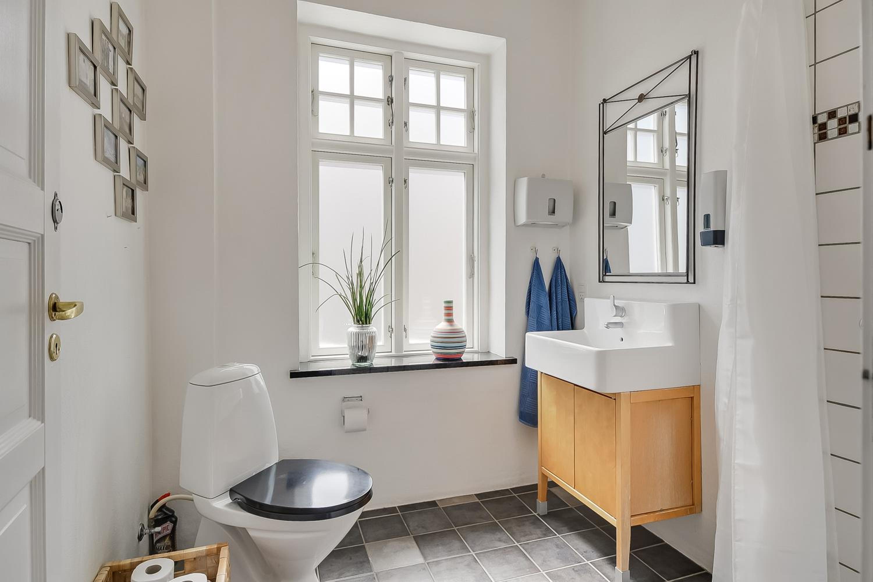 Small Single Room photo 2
