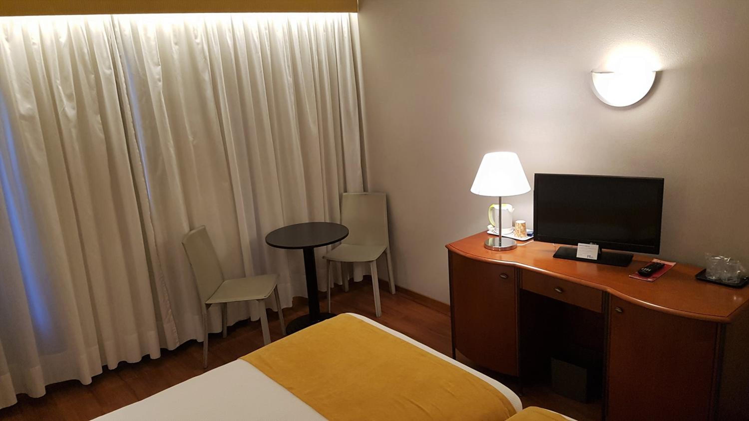 Twin Room - Photo 4