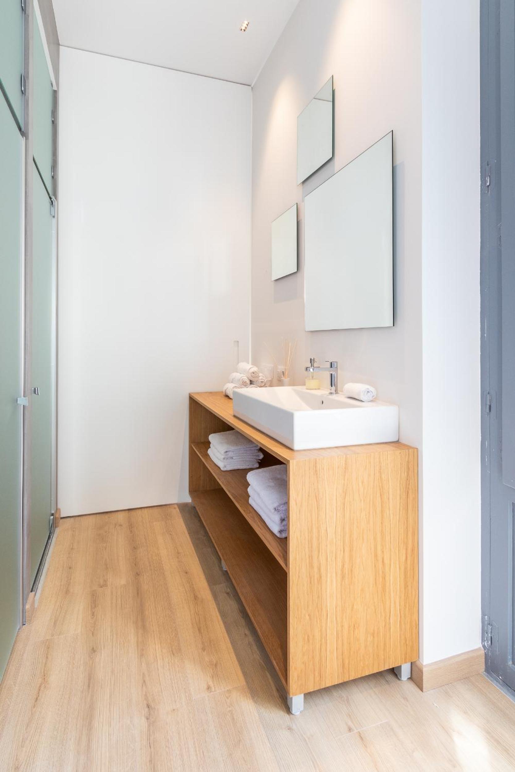 Loft - Photo 15
