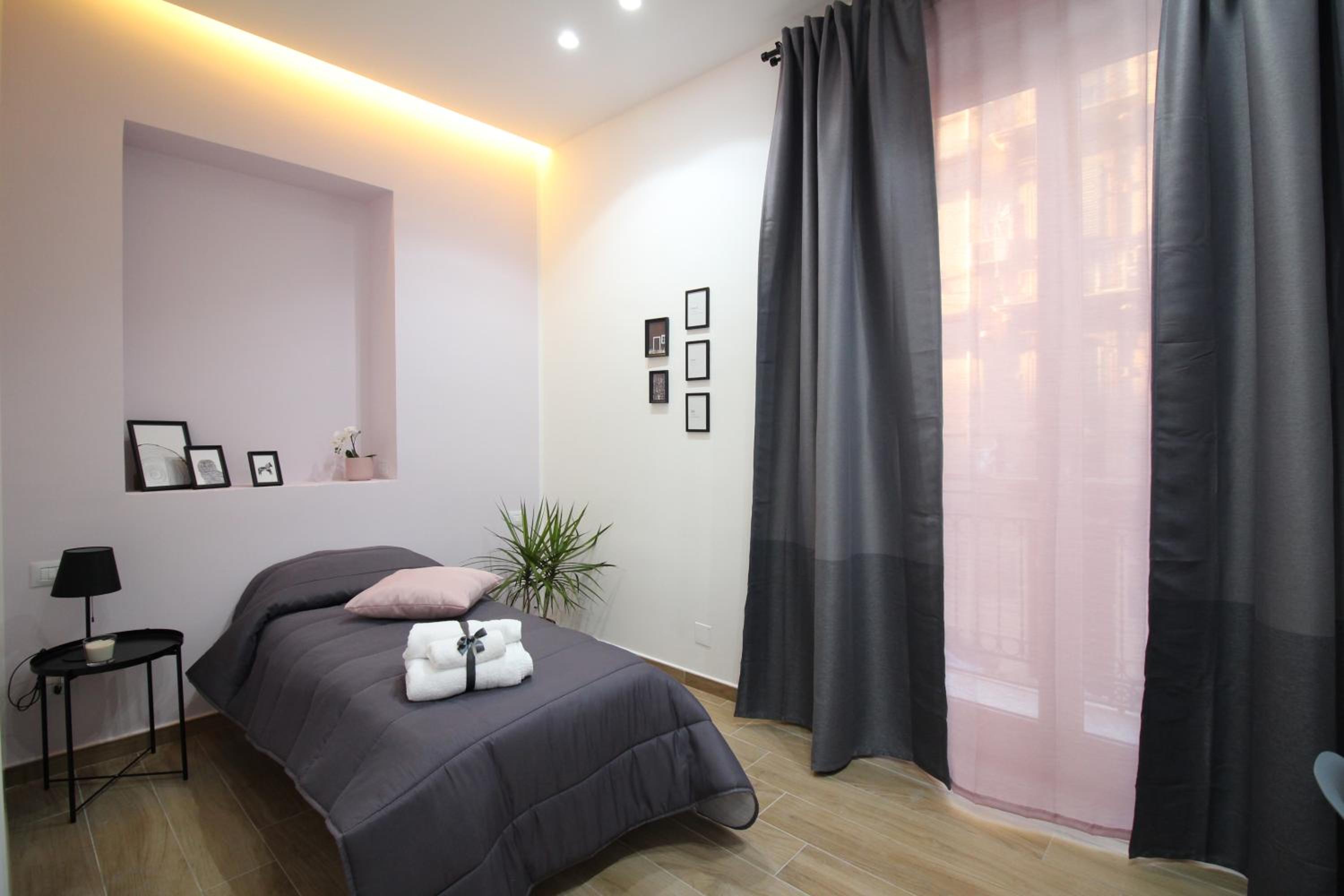 Deluxe Double or Twin Room with Balcony