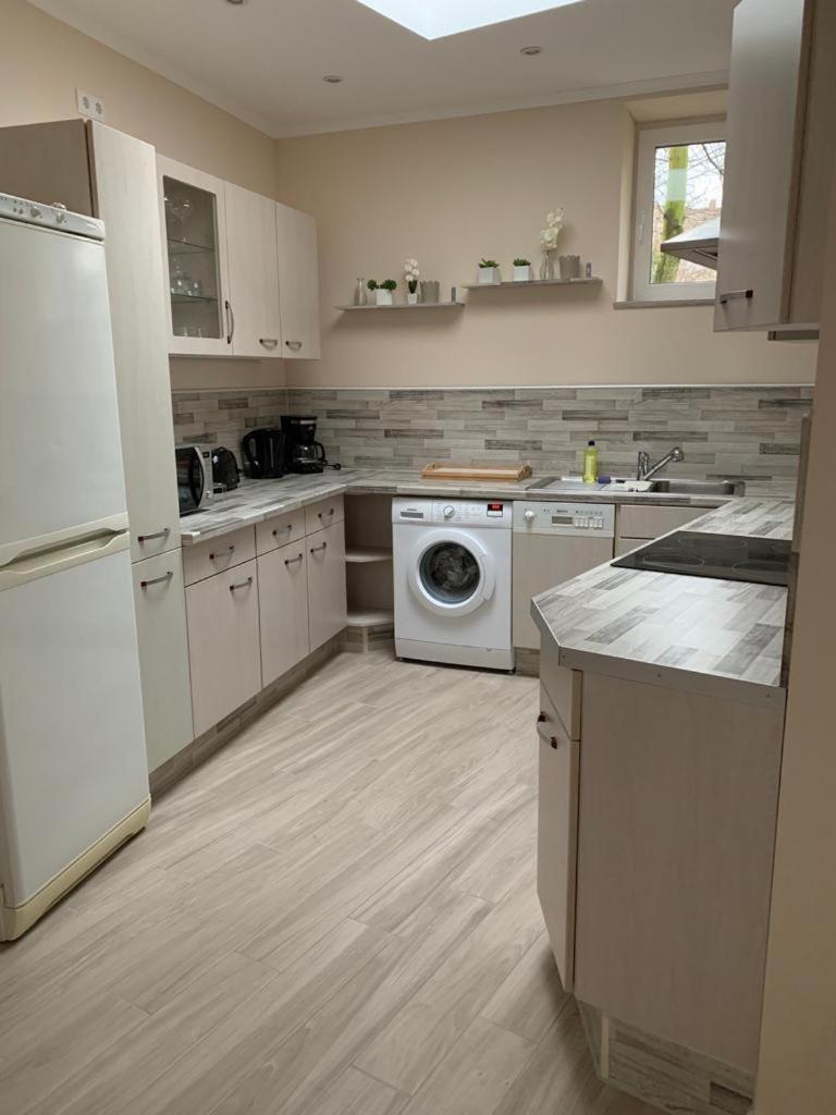 One-Bedroom Apartment - Photo 16