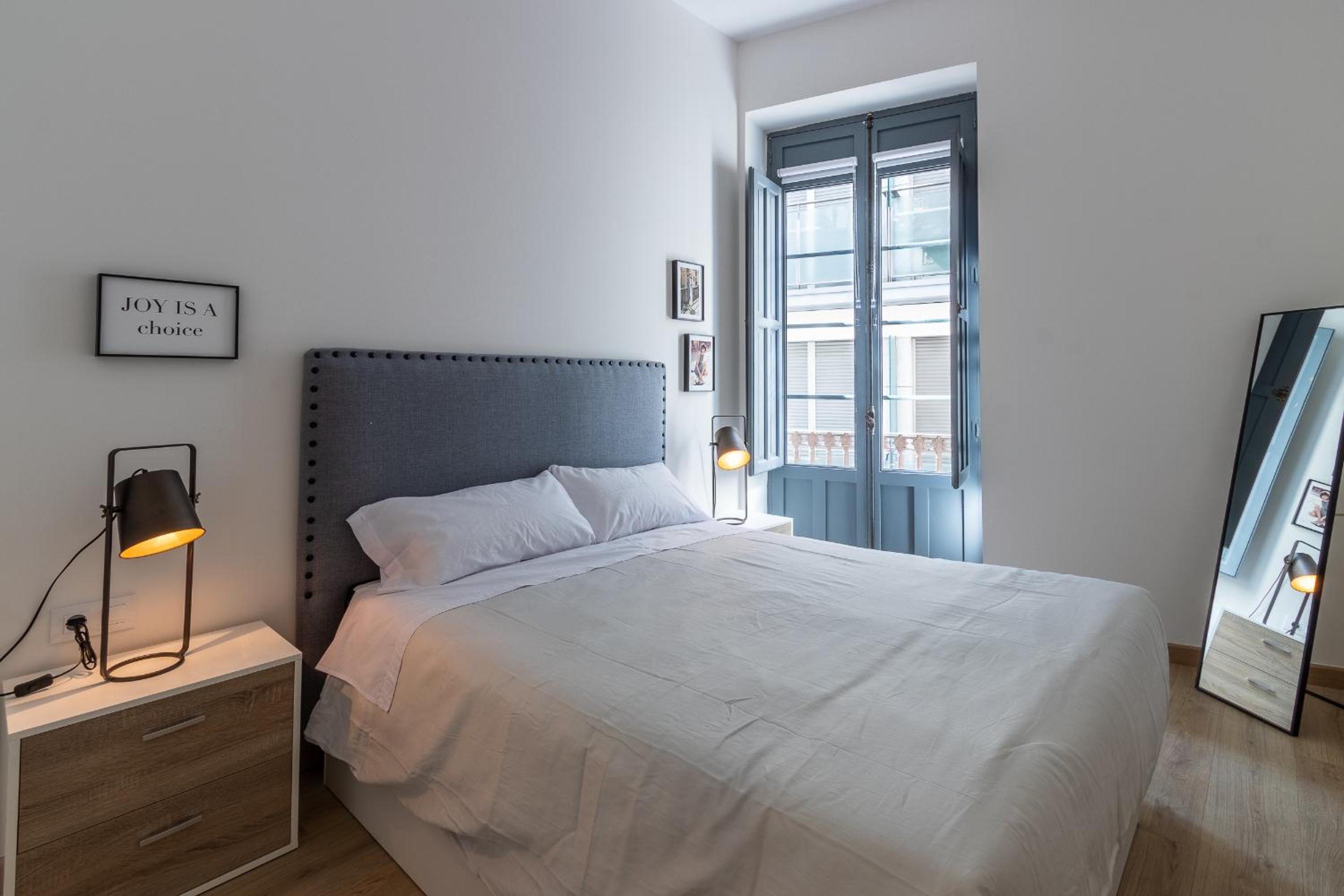 Apartment with Terrace - Photo 44