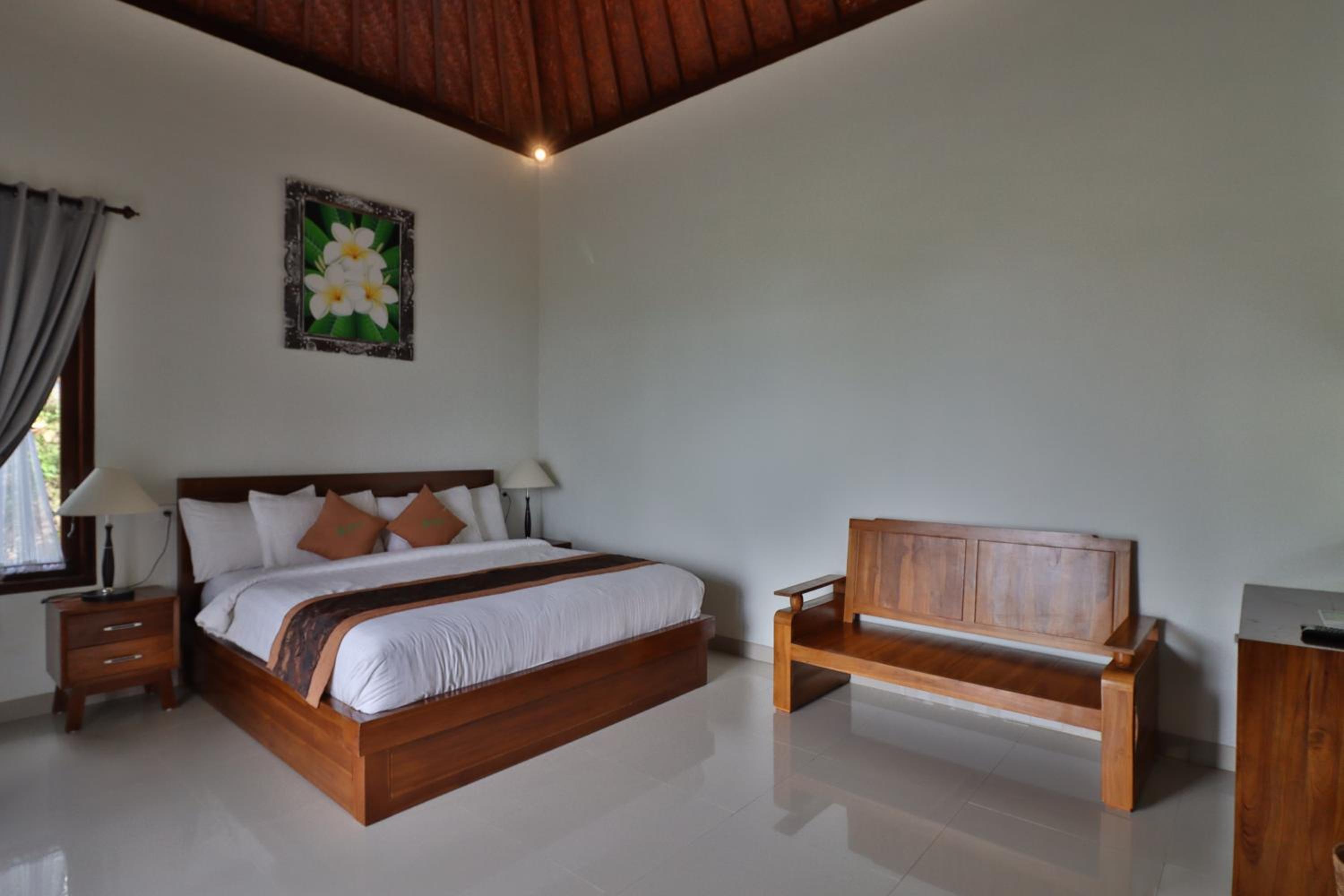 One-Bedroom Cottage - Photo 34