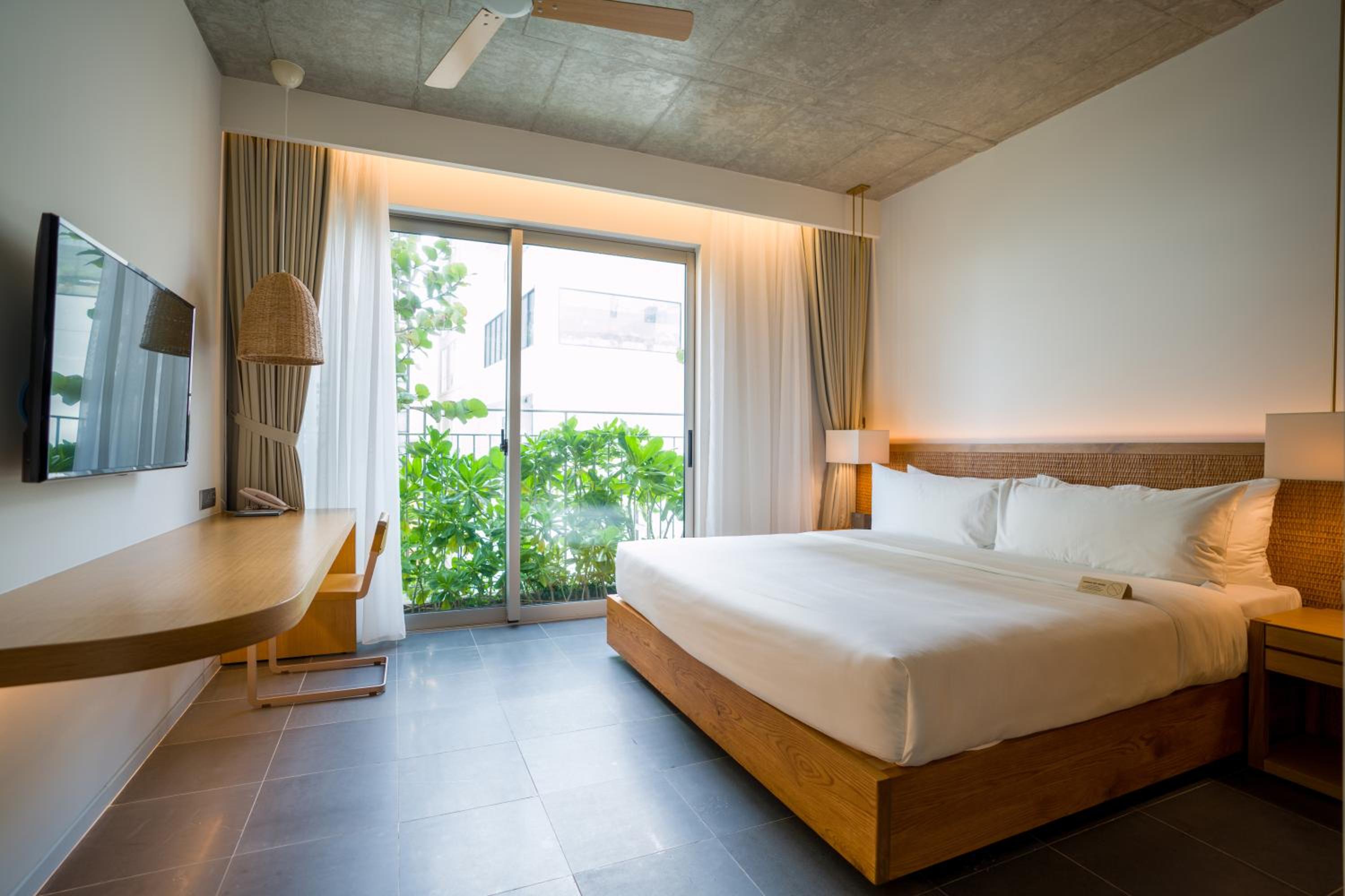 One-Bedroom Apartment with Balcony - Photo 9