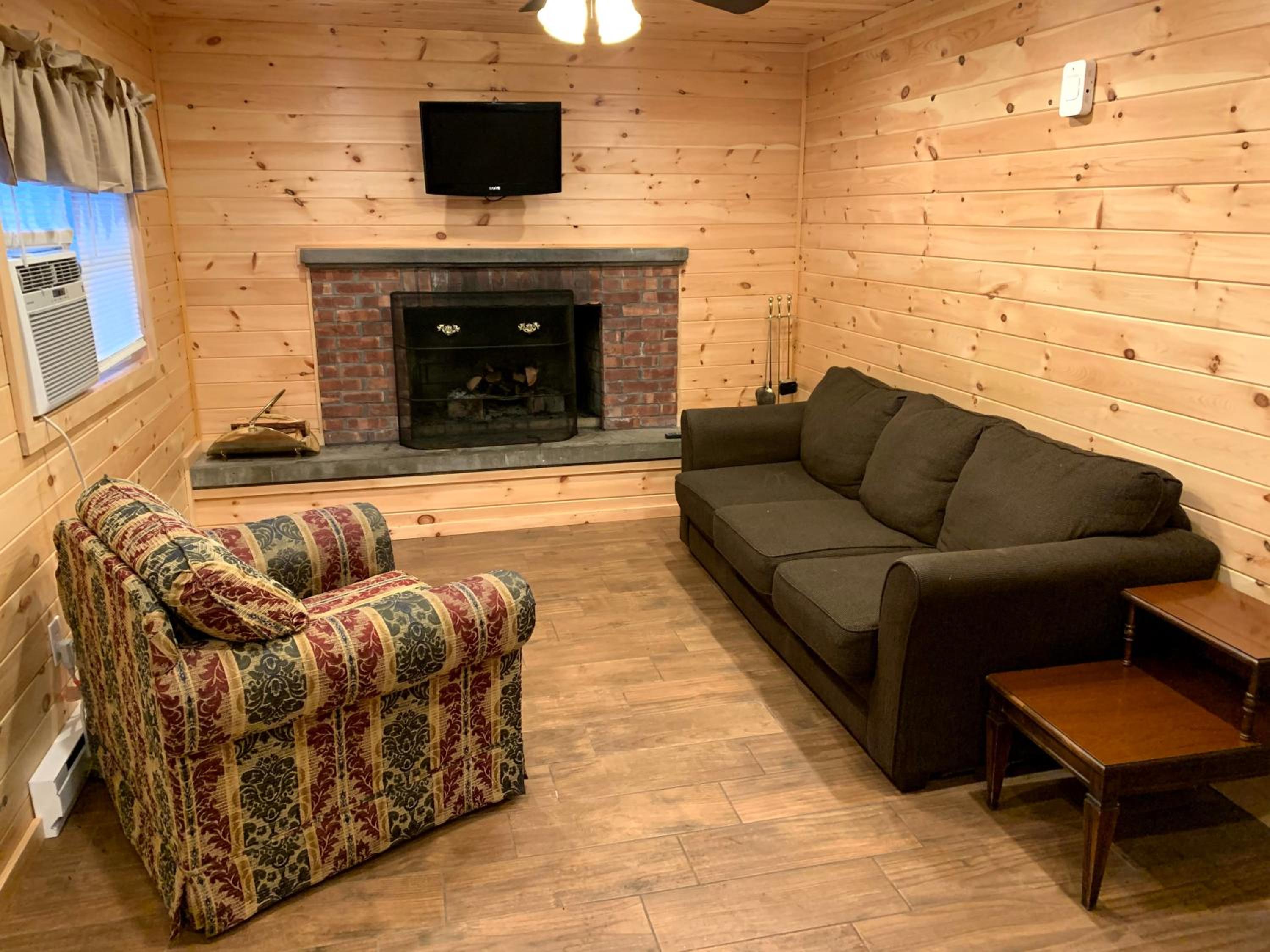 Two-Bedroom Cottage photo 1